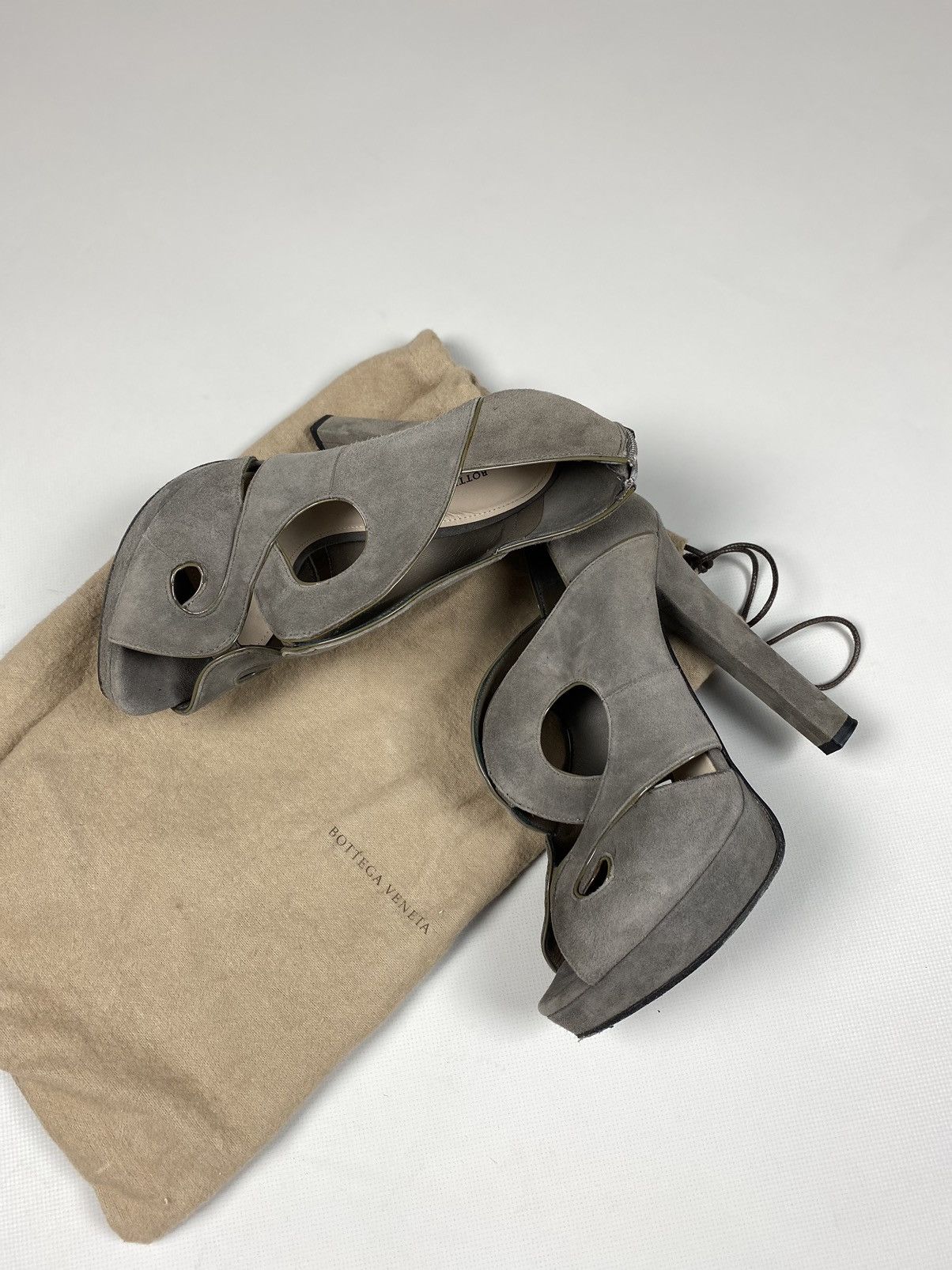 Bottega Veneta Bottega Veneta ladies suede heels shoes size 37 / US 7 Size US 7 / IT 37 - 24 Thumbnail