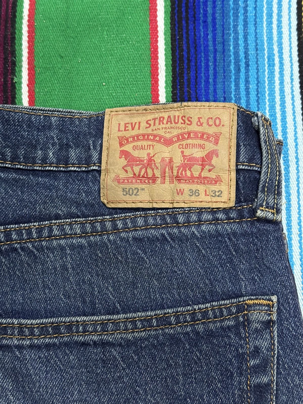 Levi's Vintage Clothing 💥Levis💥502 distress Crazy design 💥 Size US 36 / EU 52 - 5 Thumbnail