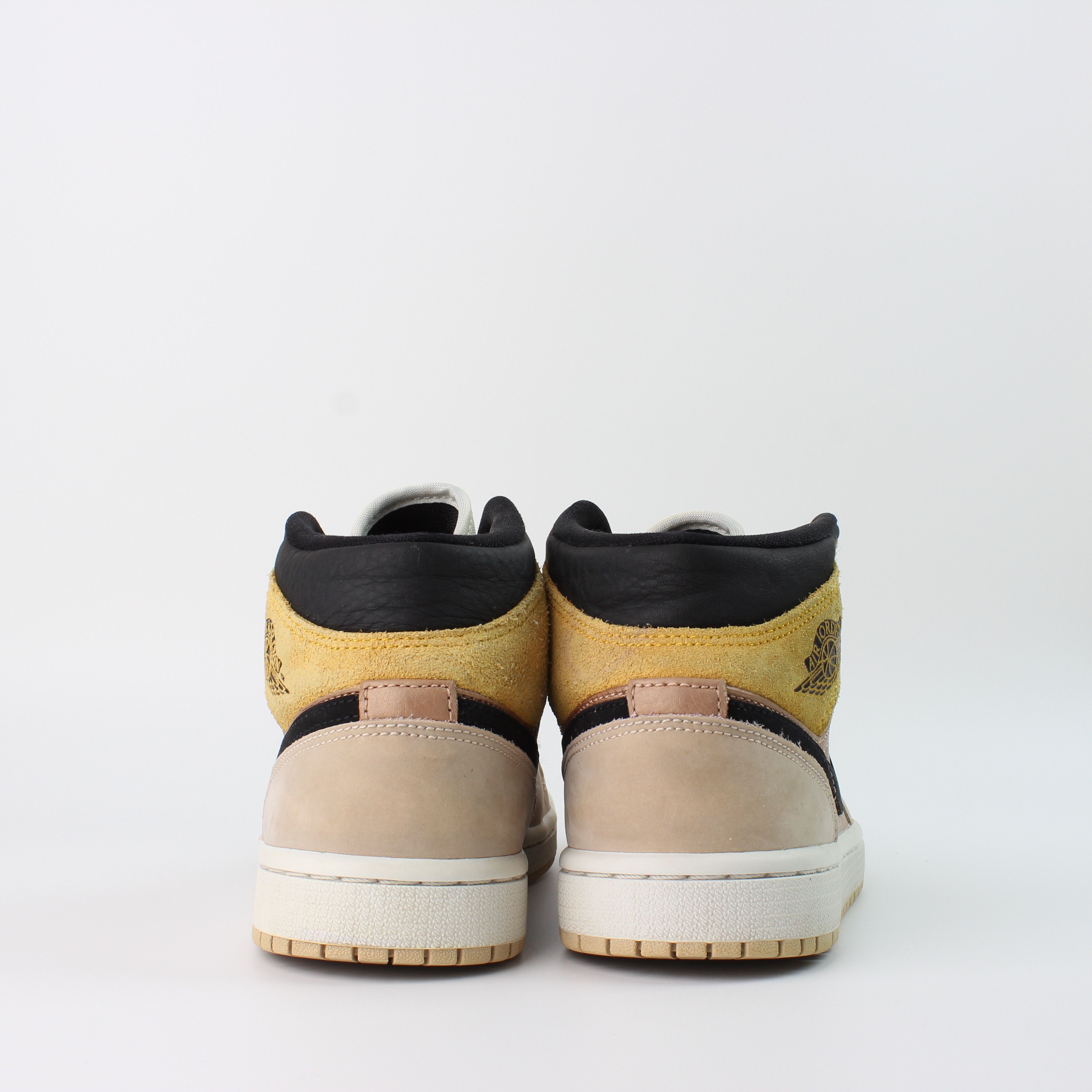 Nike (W) Jordan 1 Mid SE Particle Beige DD2224-200 Size US 6.5 / IT 36.5 - 3 Thumbnail