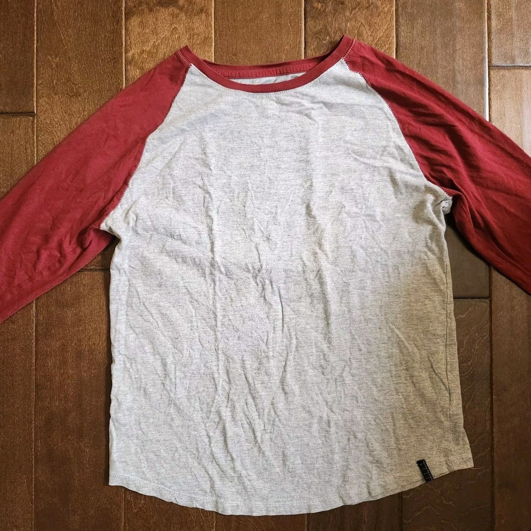 Cotton On Cotton On T-Shirt Women 3/4 Sleeve Striped Crew Neck Red Gray XS? Actually size S Multicolor. Size S / US 4 / IT 40 - 3 Thumbnail