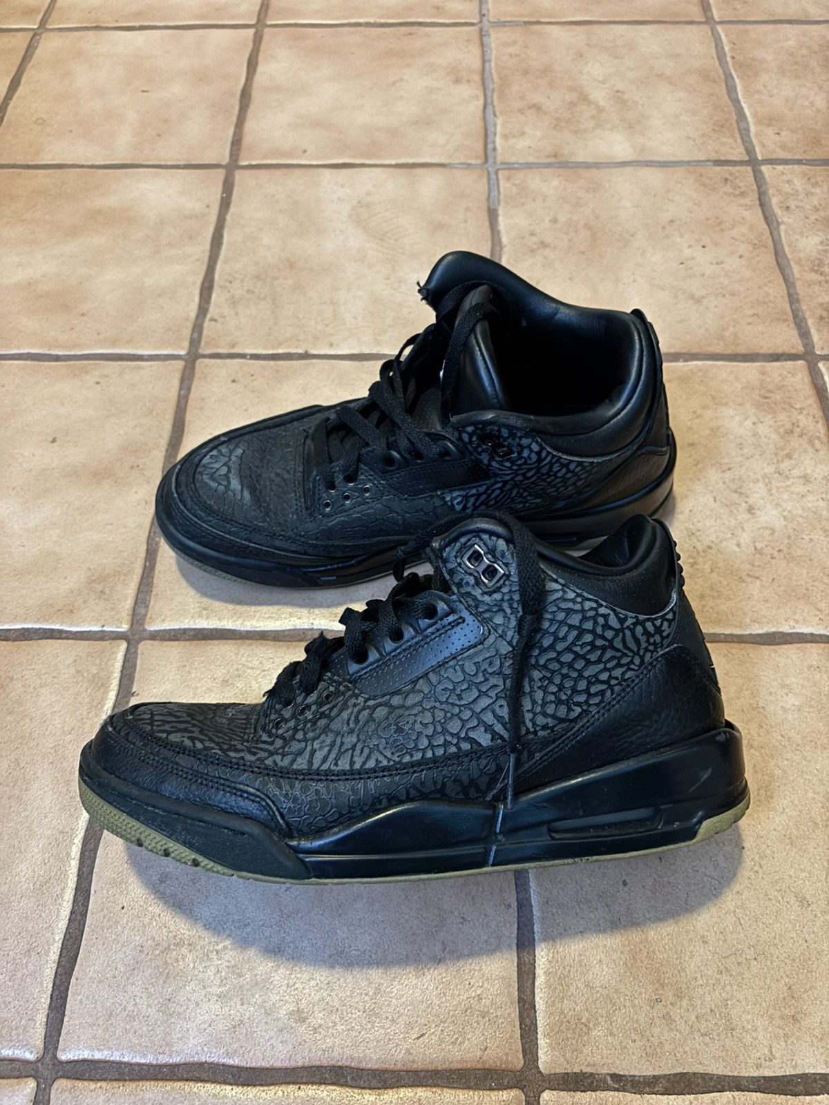 Jordan Brand Air Jordan 3 Retro Black Flip 2011 Size US 9 / EU 42 - 1 Thumbnail