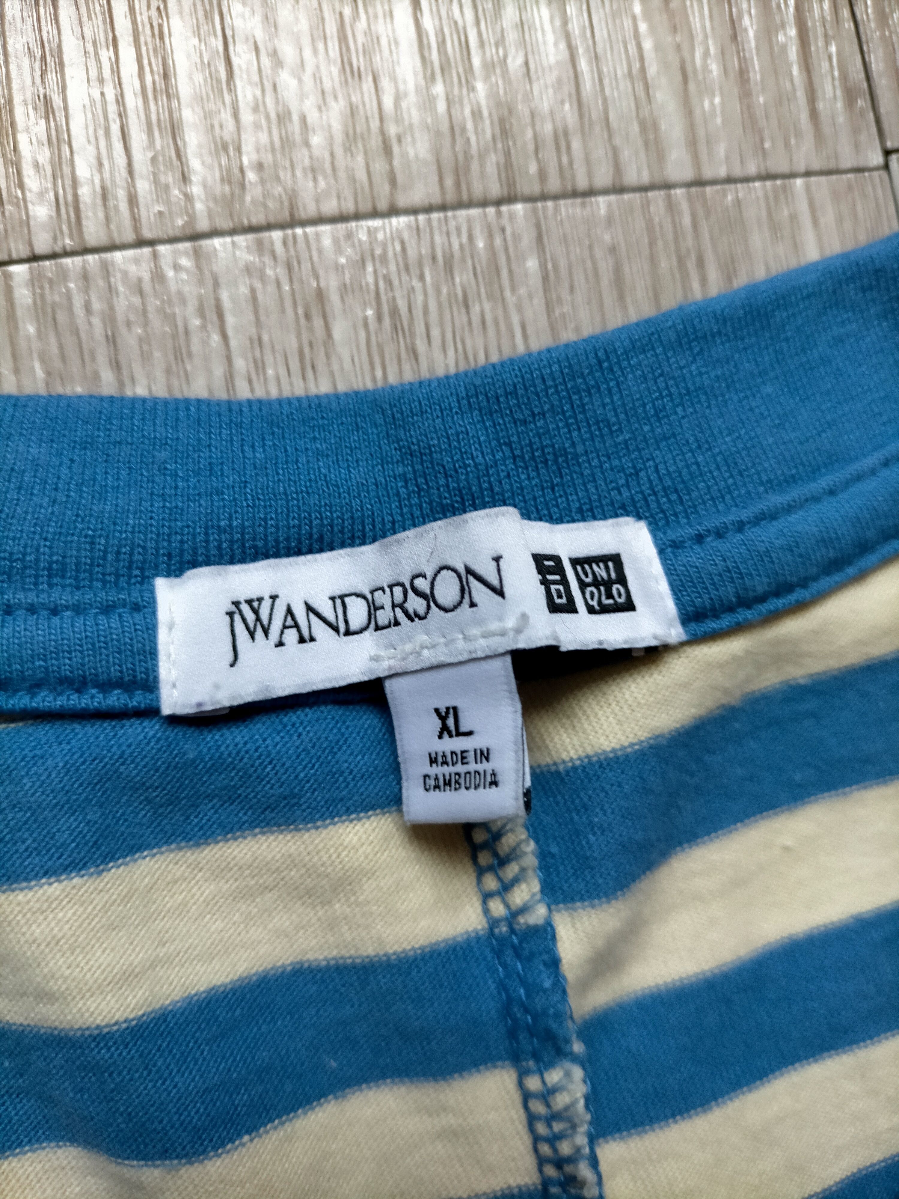 JW Anderson J.W Anderson x Uniqlo Stripe Pocke tee Size US XL / EU 56 / 4 - 13 Thumbnail
