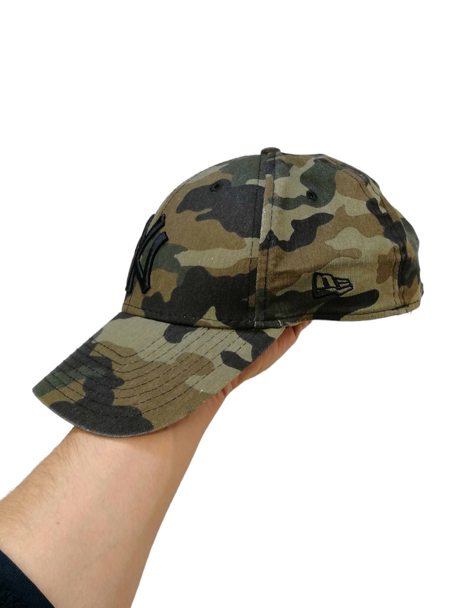 New Era × New York Yankees New York Yankees Baseball Cap Camo by New Era Size ONE SIZE - 3 Thumbnail