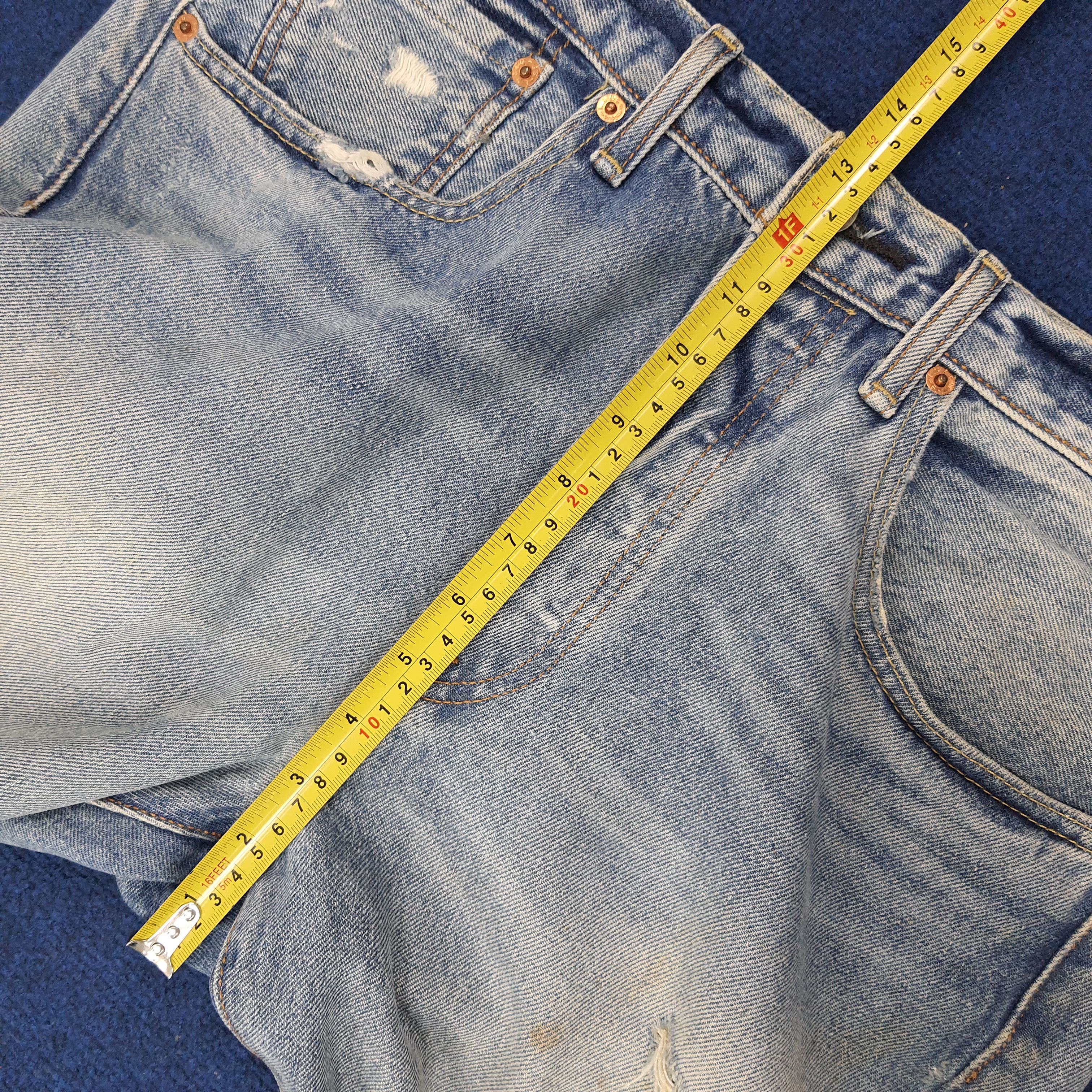 Levi's Vintage Levi's 501 CT Distressed Jeans C235N35 Size US 33 - 13 Thumbnail