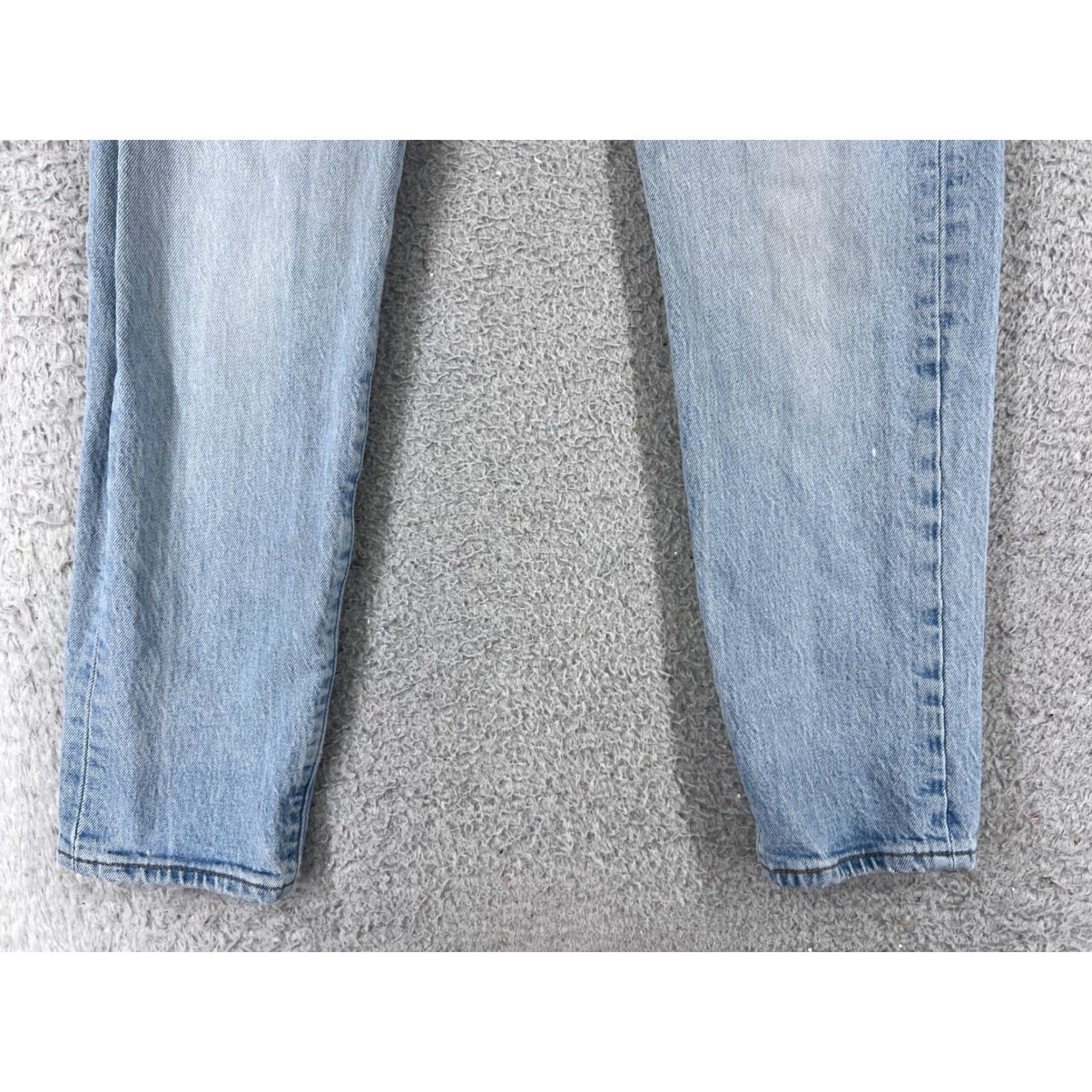 Levi's VINTAGE Levis Premium Jeans Womens 26 Blue Denim Wedgie Straight Button Fly Levi's Wedgie Fit 5-Pocket Retro Womens Jeans Size 26" / US 2 / IT 38 - 2 Thumbnail