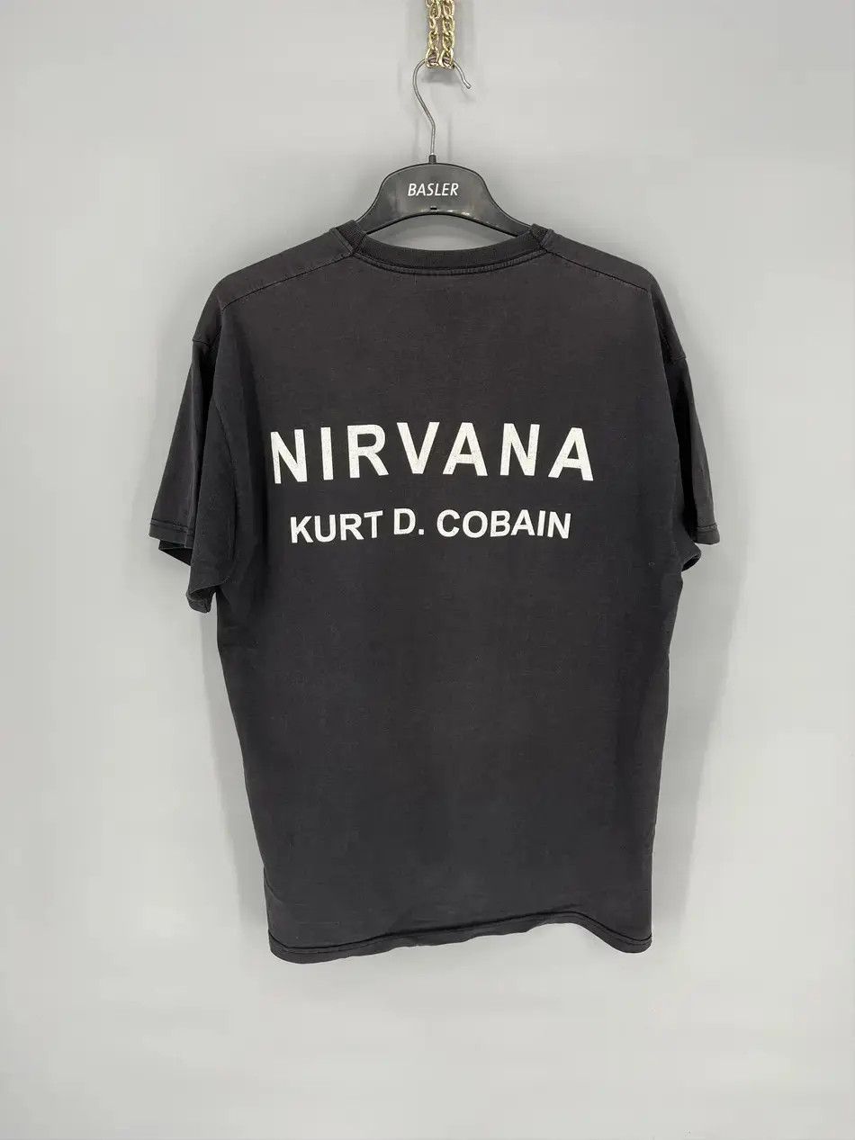 Vintage Vintage 90s NIRVANA KURT COBAIN Tee Shirt Travis Style Size US M / EU 48-50 / 2 - 9 Thumbnail