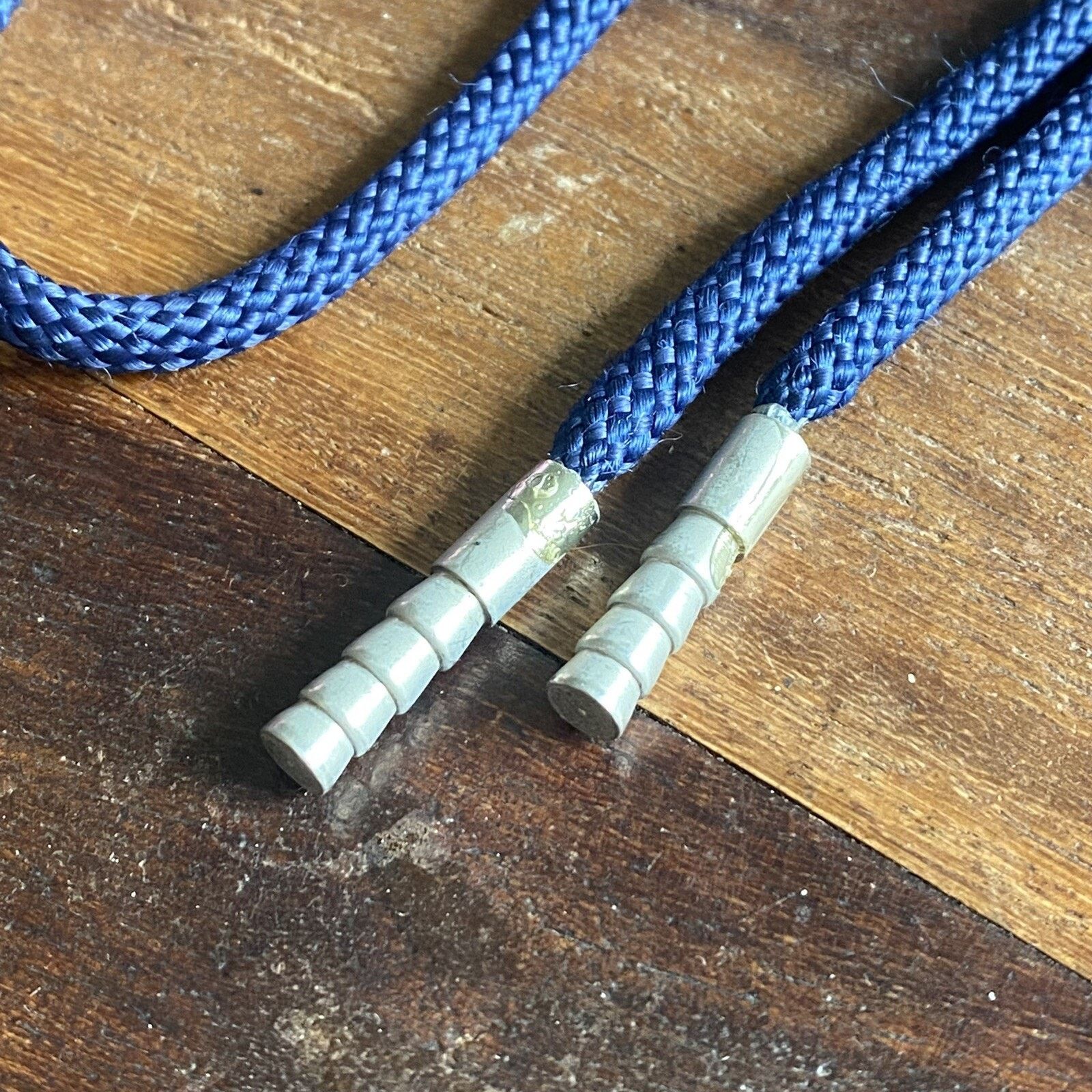 Other Horse Saddle Western Rodeo Cowboy Bolo Tie Silver Tone Blue Size ONE SIZE - 5 Thumbnail