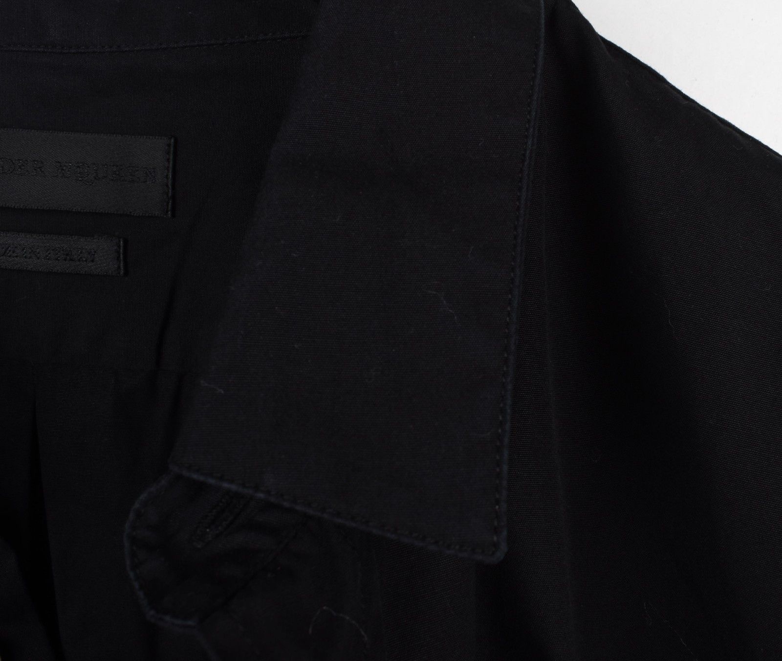 Alexander McQueen Alexander Mcqueen Men Shirt Size IT48-M/L Size US M / EU 48-50 / 2 - 7 Thumbnail