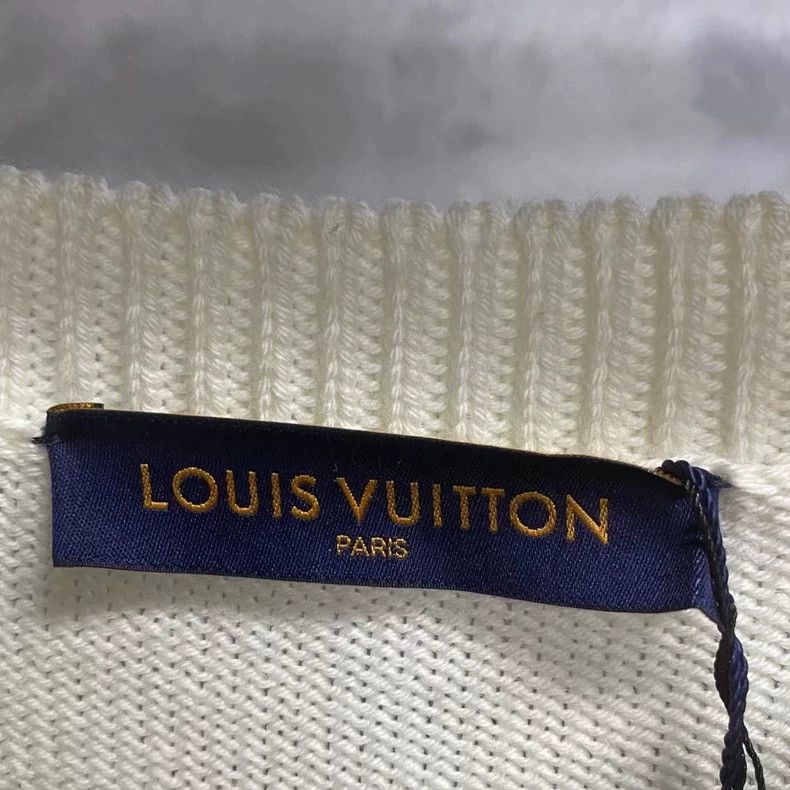 Louis Vuitton Louis Vuitton White wool floral printed logo sweater 2502- Size US M / EU 48-50 / 2 - 3 Thumbnail