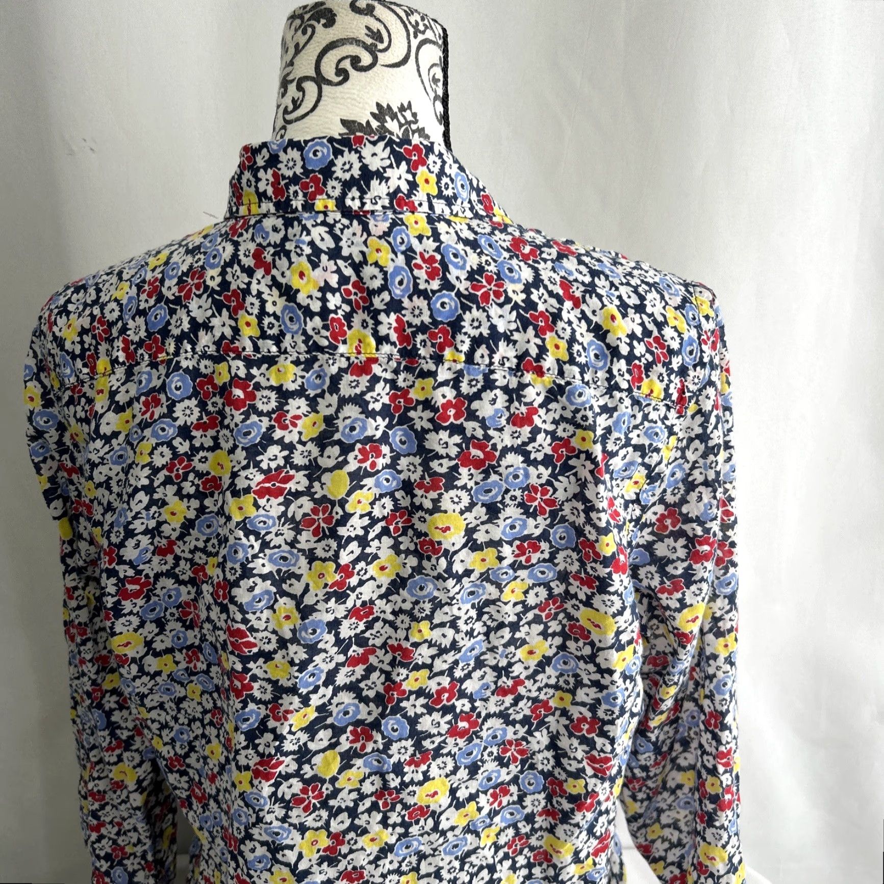 Ralph Lauren Ralph Lauren Cotton Button Down Blouse 3/4 Sleeve Size M Colorful Floral Women’s Size M / US 6-8 / IT 42-44 - 4 Thumbnail