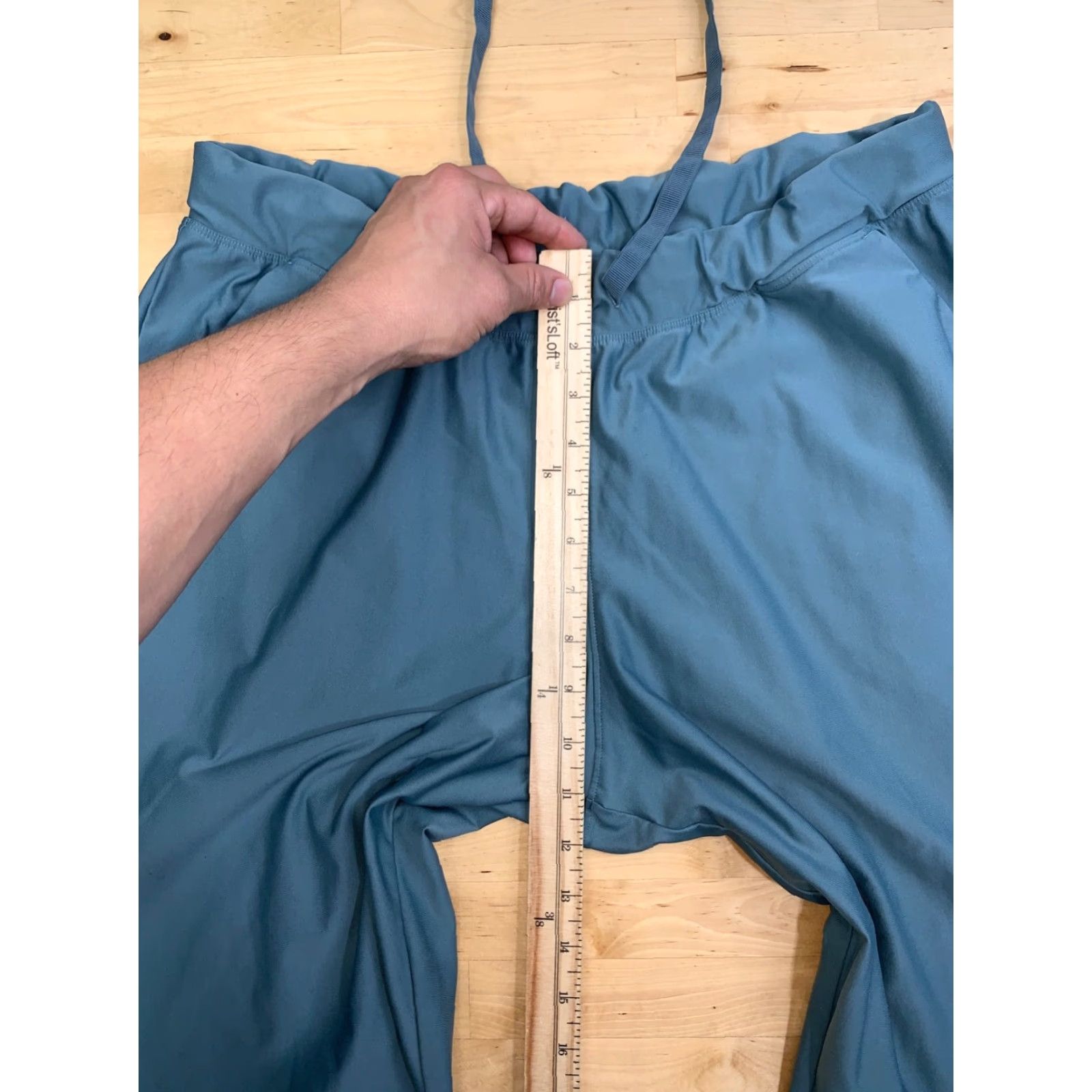 Under Armour Under armour Track Pants Women L Green Tapered Drawstring Activewear Size 36" / US 14 / IT 50 - 6 Thumbnail