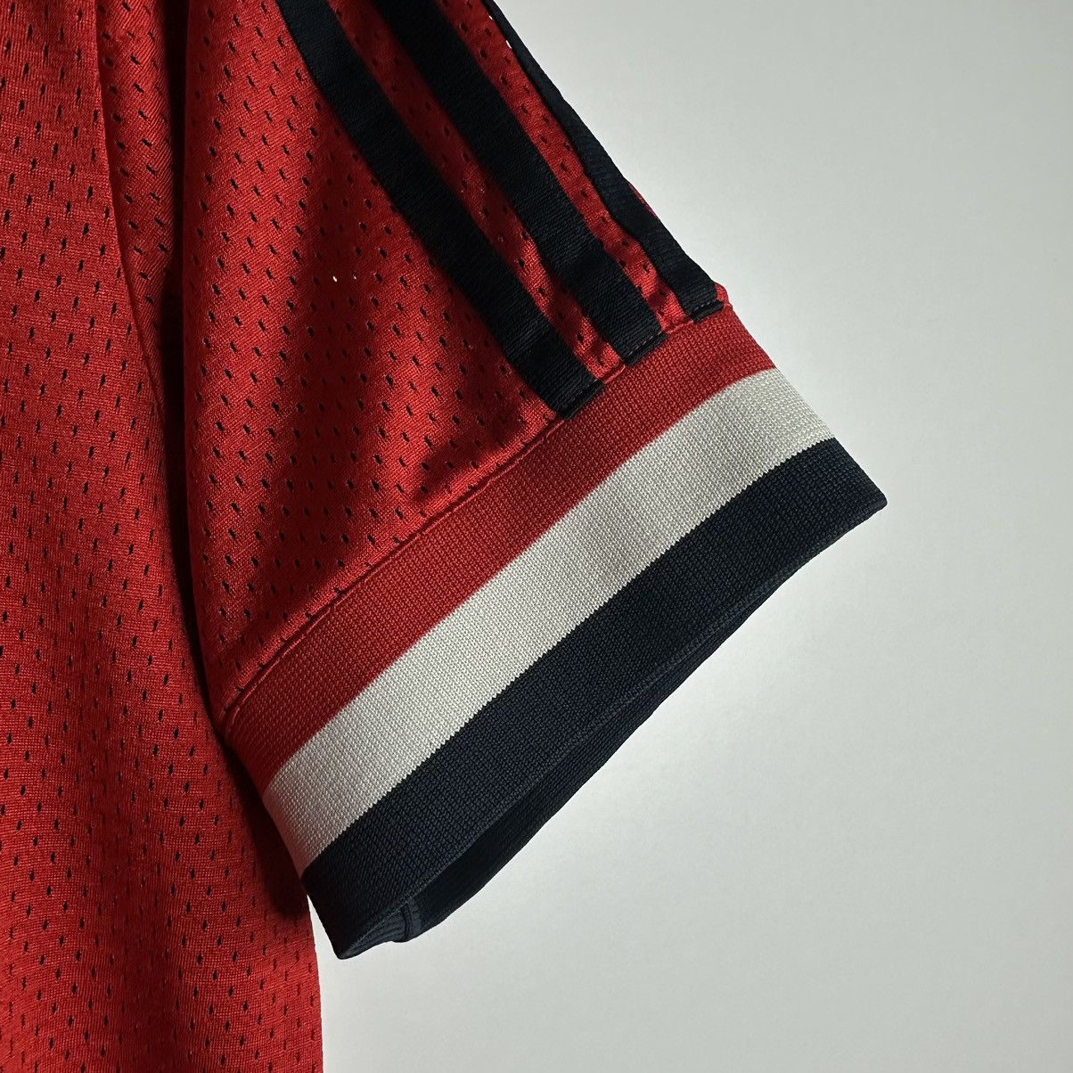 Vintage Adidas Vintage StreetWear 2 in 1 Sportwear Size US M / EU 48-50 / 2 - 4 Thumbnail