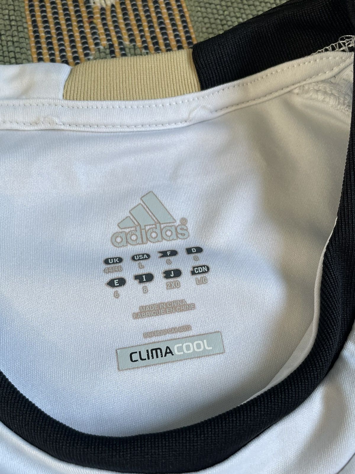 Adidas × Vintage Vintage Adidas Germany 2010/11 Home Jersey Size US L / EU 52-54 / 3 - 10 Thumbnail