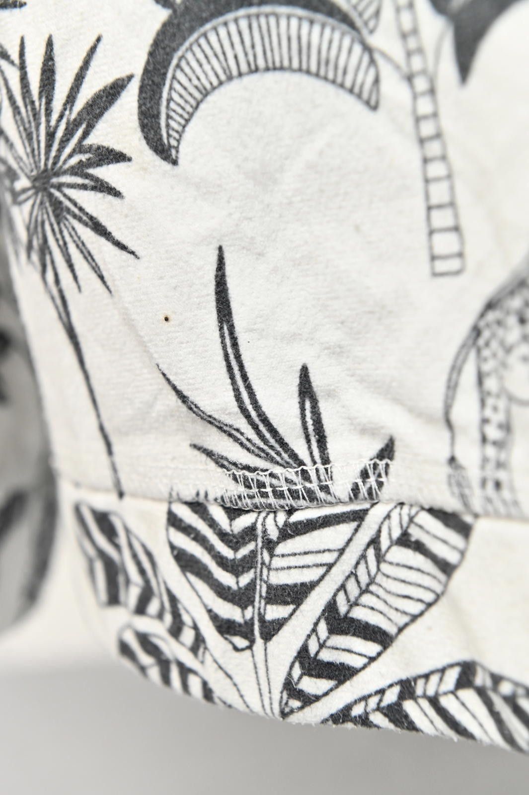 NEXT Safari-Inspired Graphic Long Sleeve Sweatshirt Mens Size L Size US L / EU 52-54 / 3 - 3 Thumbnail