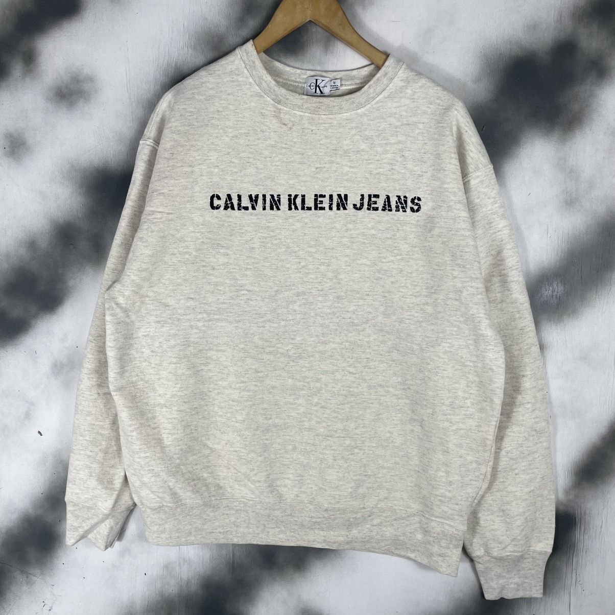 Calvin Klein Vintage Calvin Klein Jeans Embroided Sweatshirt Size US M / EU 48-50 / 2 - 1 Thumbnail