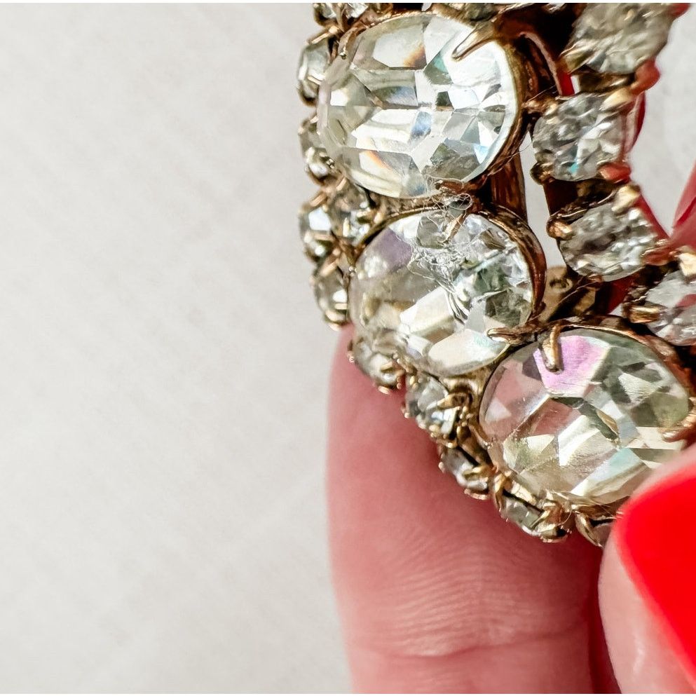 Vintage Vintage 50s 60s prong set rhinestone earrings clip back Size ONE SIZE - 8 Thumbnail