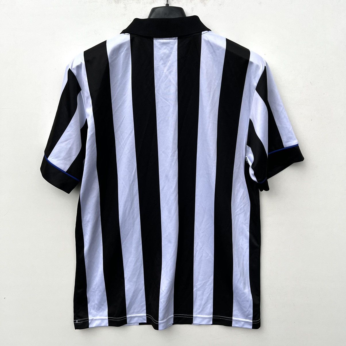 Vintage Newcastle United International Club Soccer Fan Jerseys Size US L / EU 52-54 / 3 - 6 Thumbnail