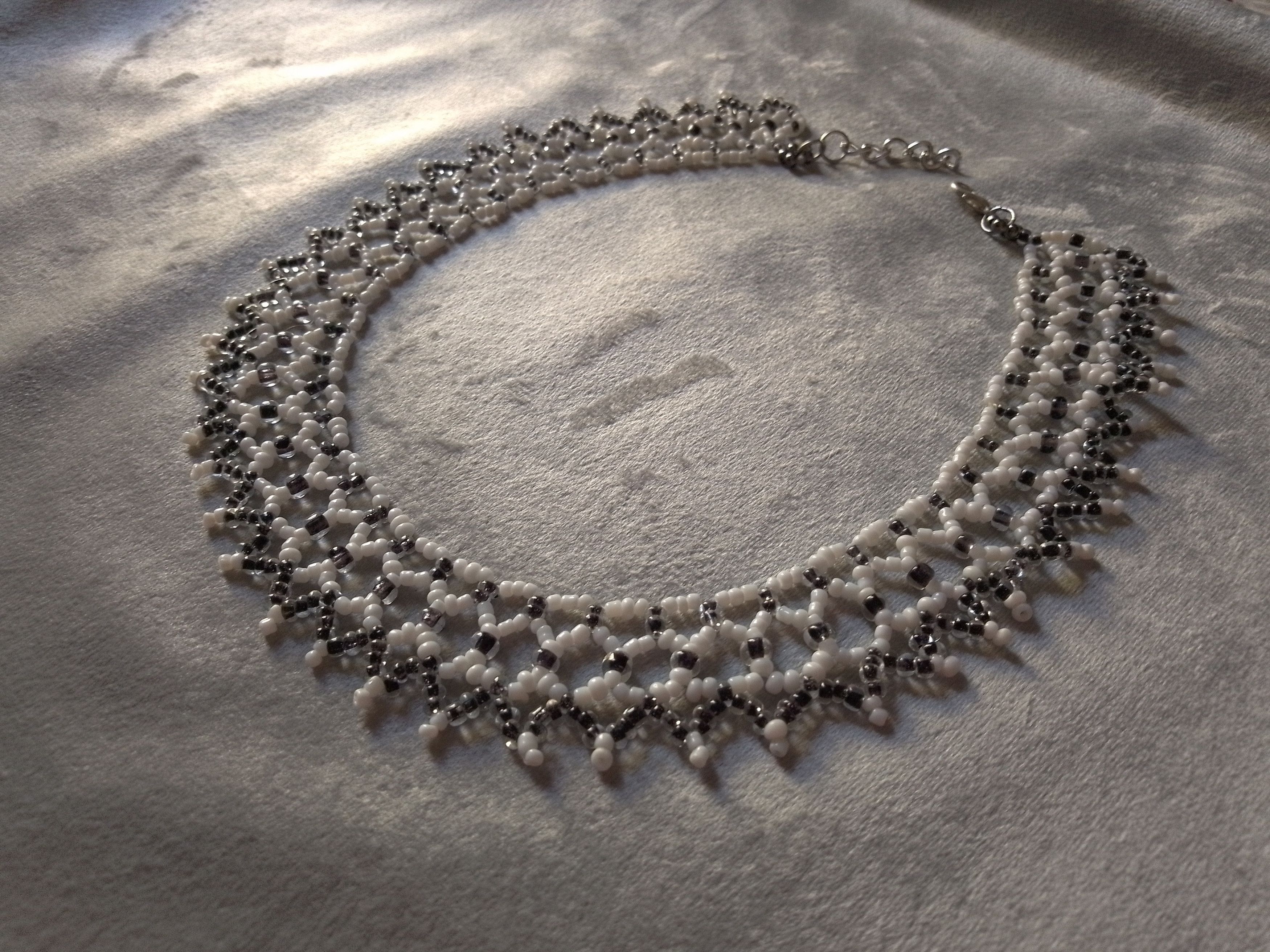Handmade Necklace Black/White Embroidered Netted Elegant Size ONE SIZE - 4 Thumbnail
