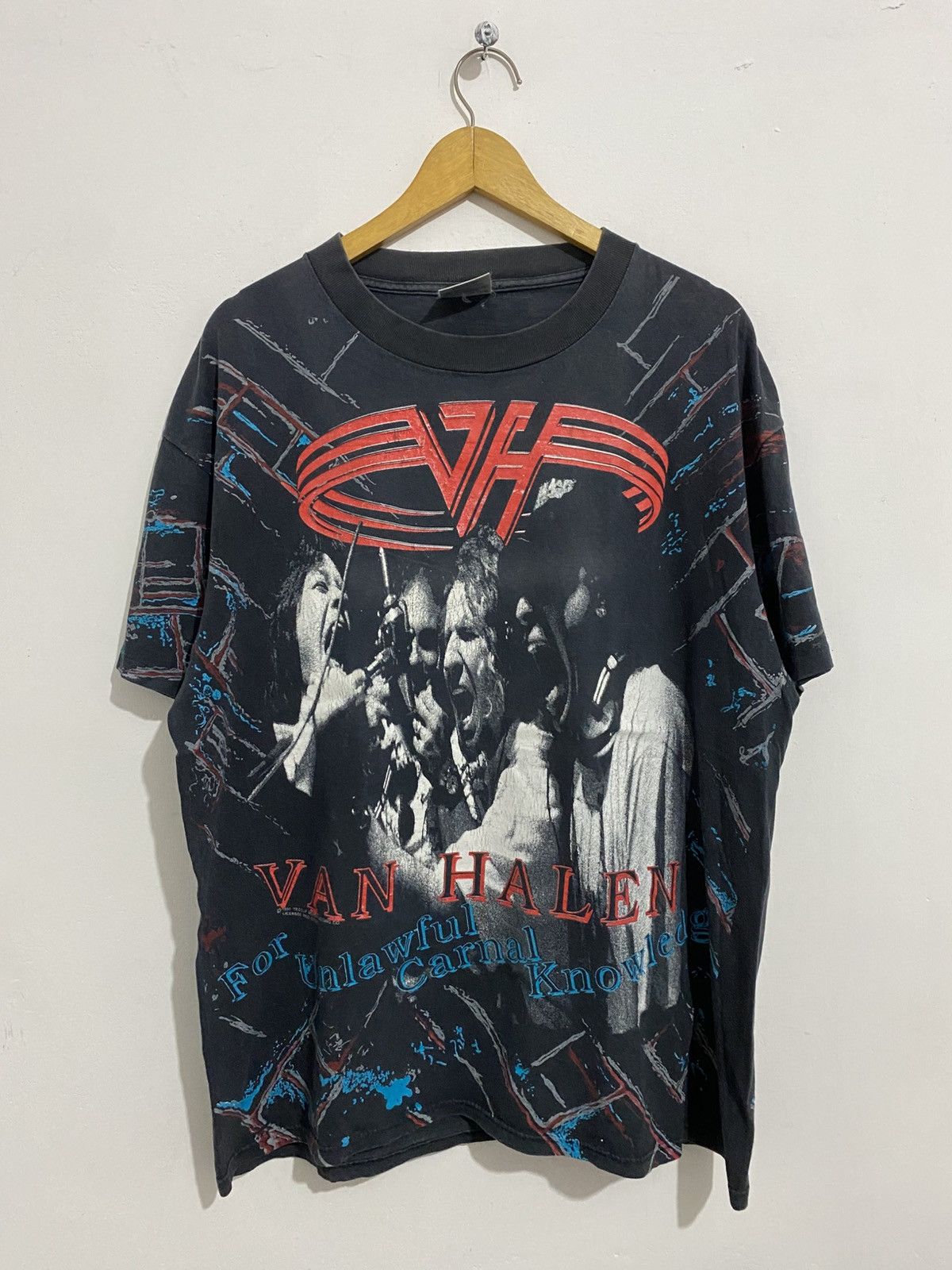 Band Tees Vintage Van Halen Aop Tshirt Brockum 1991 Size US XL / EU 56 / 4 - 1 Thumbnail