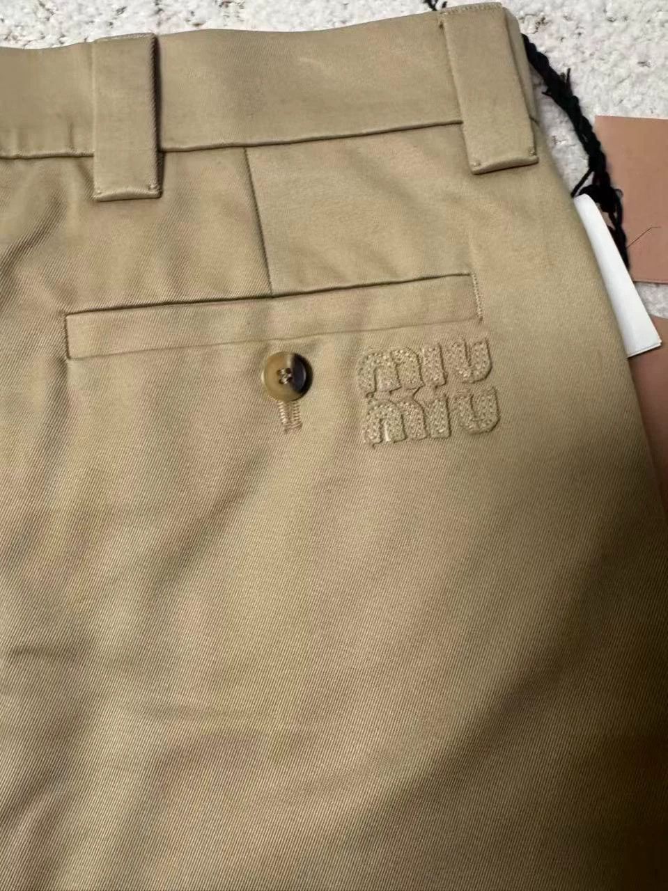 Miu Miu MIU MIU 25 Khaki Color - Blocked Mini Skirt 36 NWOT Size 25" / US 0 / IT 36 - 3 Thumbnail