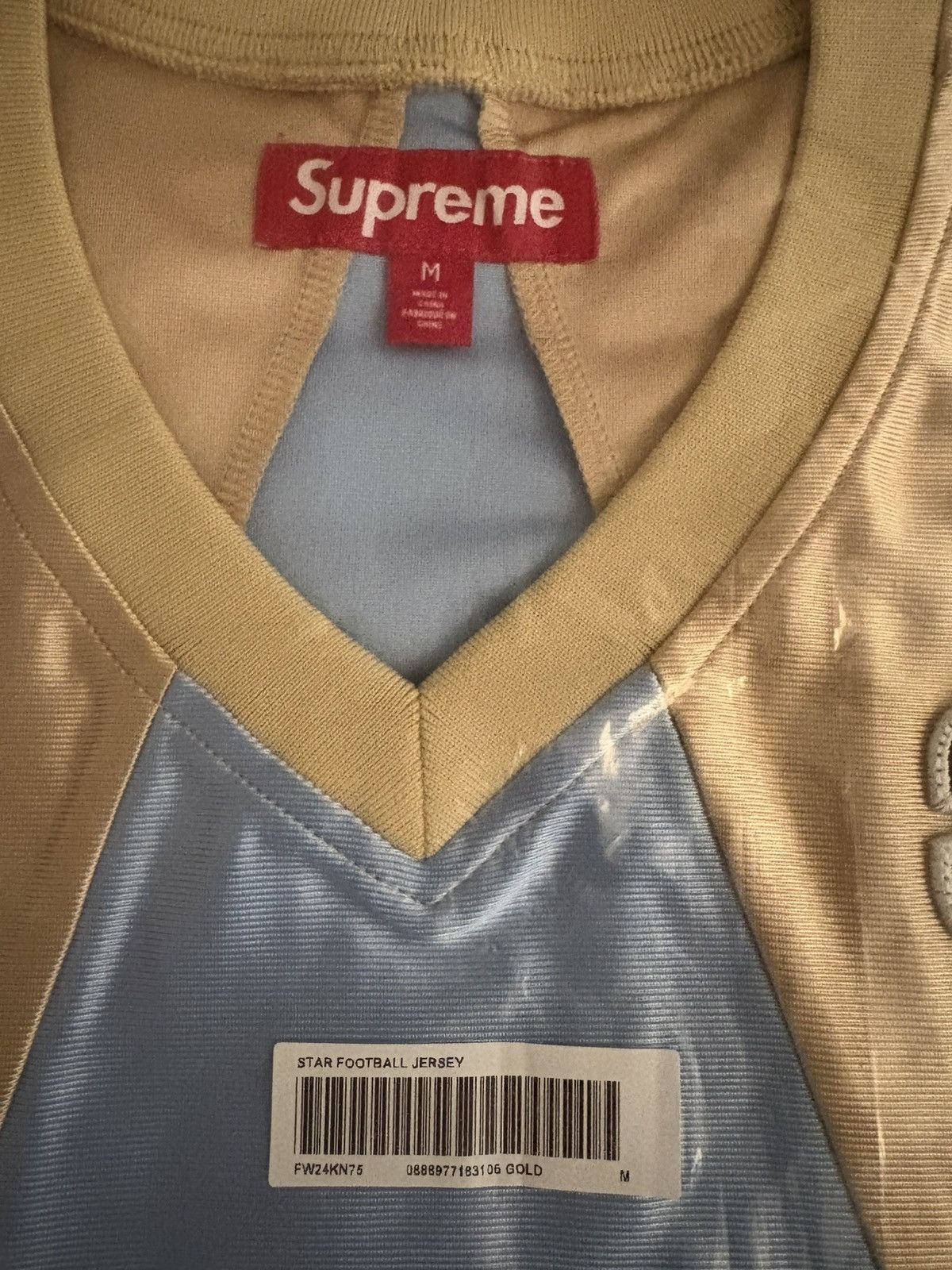 Supreme Supreme star football jersey gold NEW Medium Size US M / EU 48-50 / 2 - 5 Thumbnail