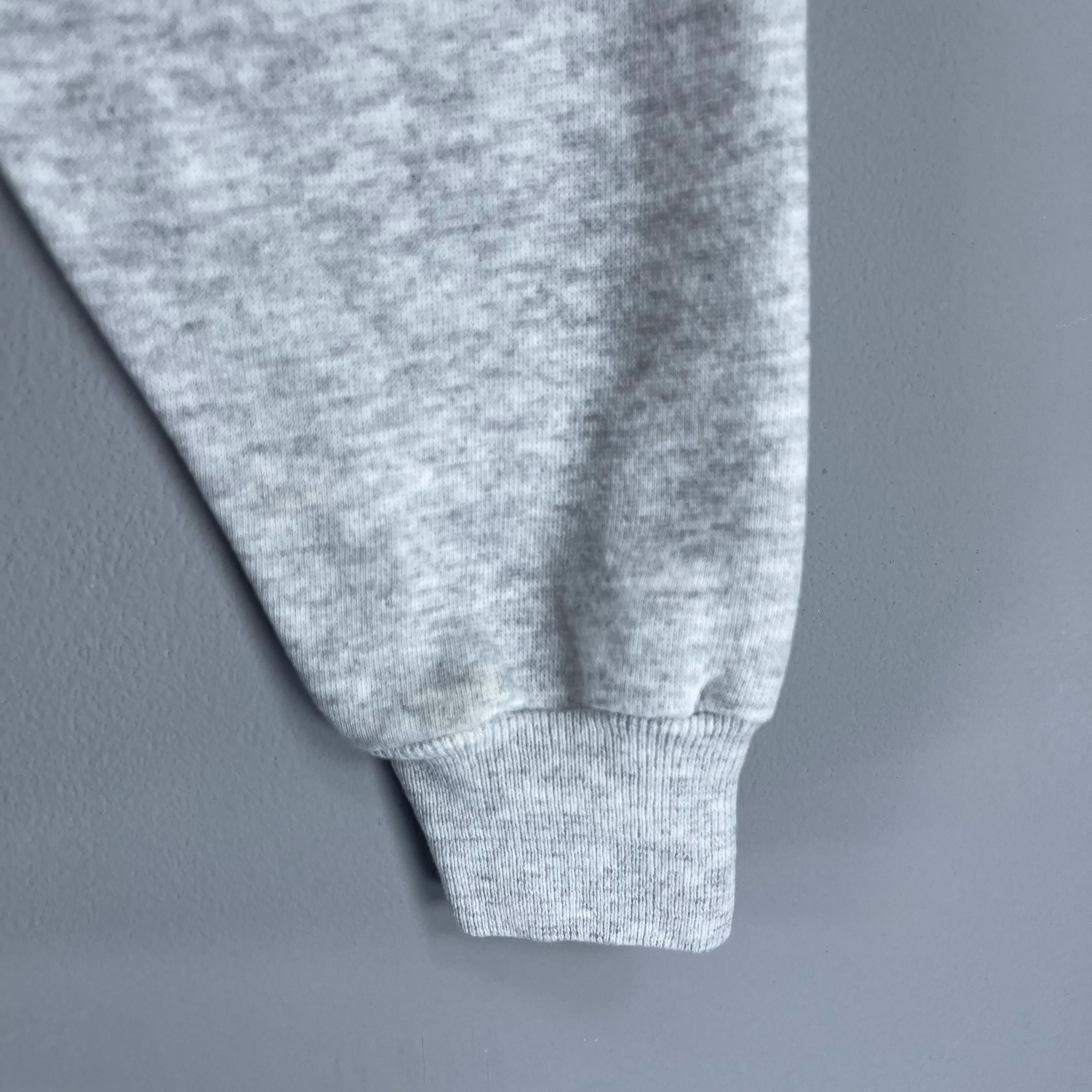 Vintage Vintage 90's Plain Gray Sweatshirt Crewneck Made In Usa Size US M / EU 48-50 / 2 - 3 Thumbnail