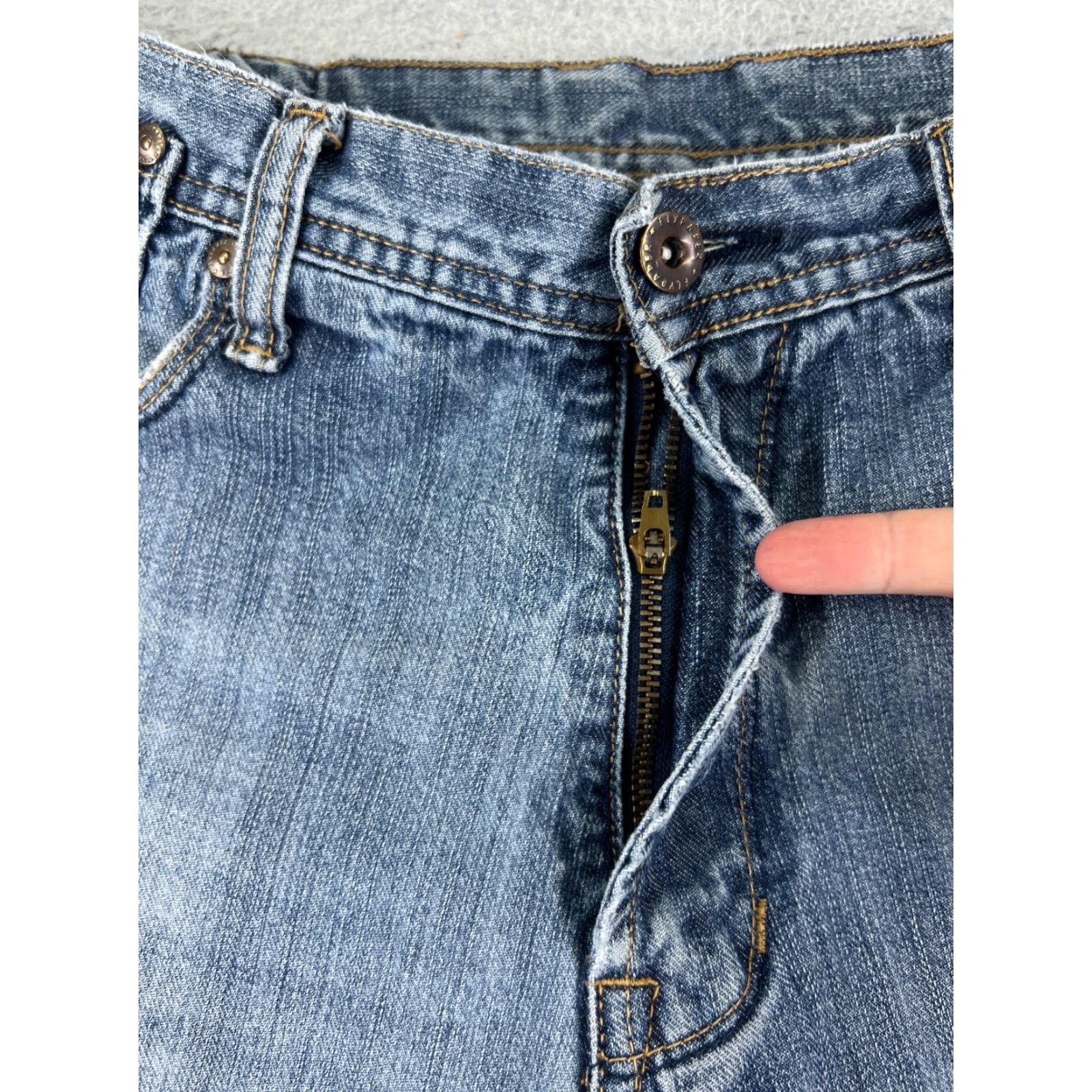 Denime Flypaper Womens Shorts 33 Blue Cutoff Denim 100% Cotton Distressed 30x11 Size 24" / US 00 / IT 34 - 6 Thumbnail