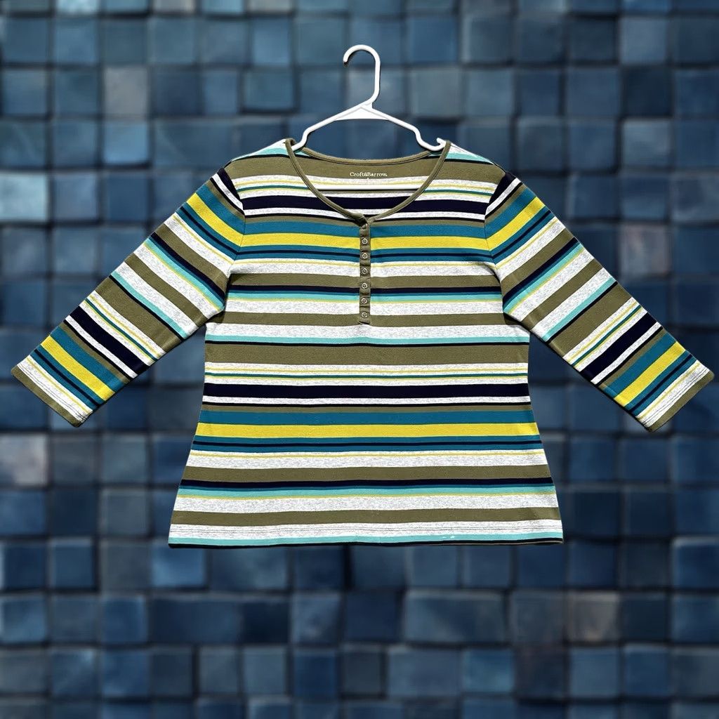 Croft & Barrow Croft & Barrow Blouse Top Womens L Striped Green Gray Blue Henley 3/4 Sleeve GUC Size L / US 10 / IT 46 - 1 Thumbnail