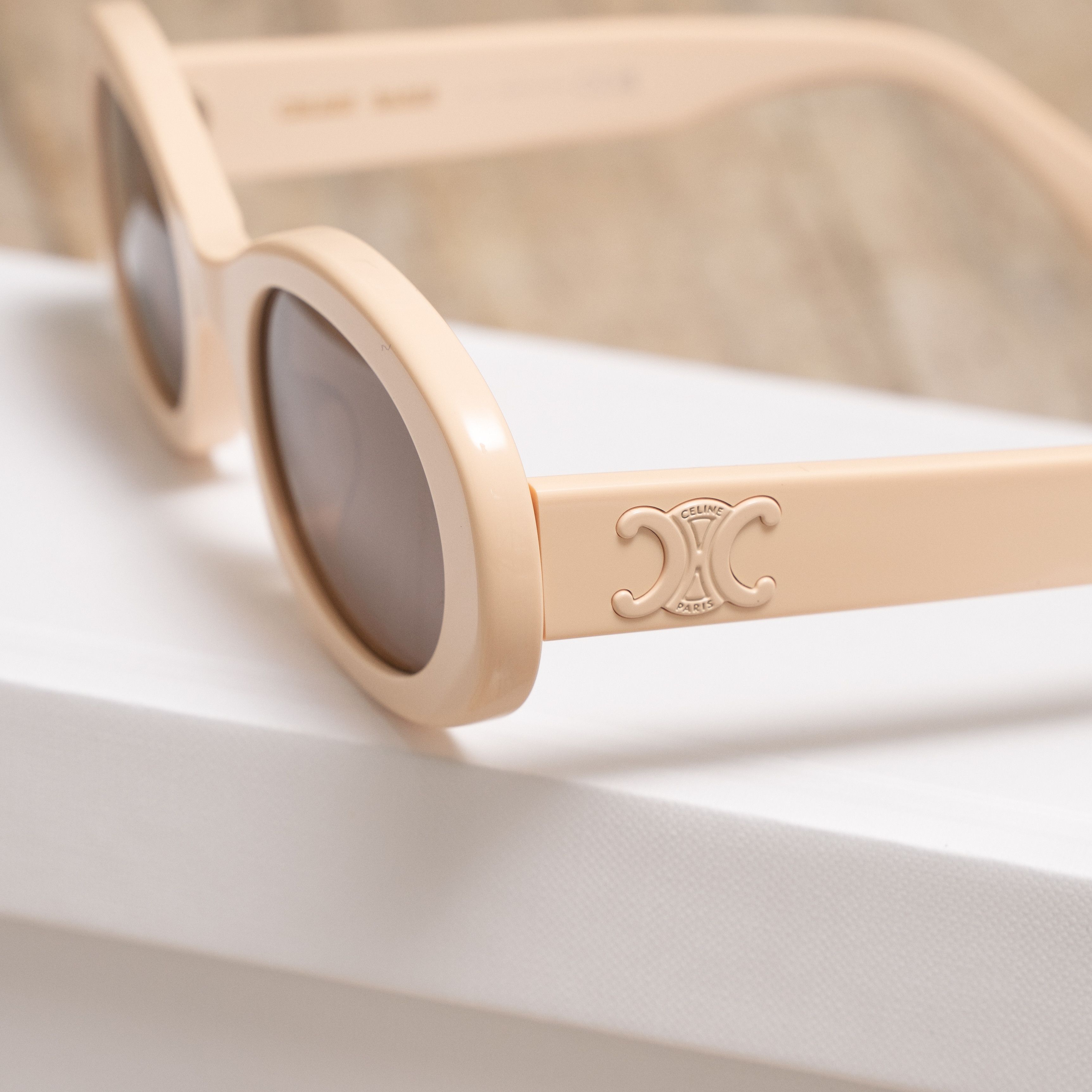 Celine CELINE Triomphe 01 Oval Sunglasses Size ONE SIZE - 3 Thumbnail