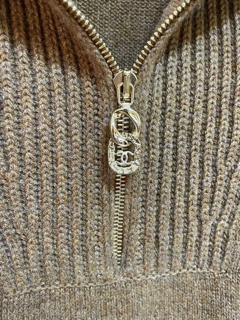 Chanel Chanel Lapel knitted vest Size XS / US 0-2 / IT 36-38 - 4 Thumbnail