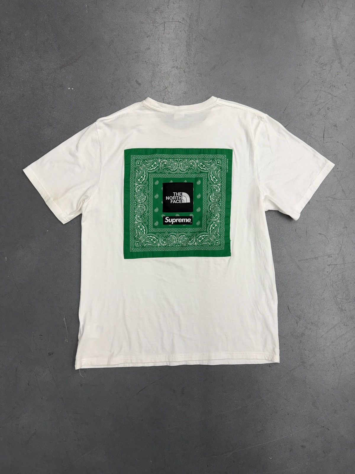 Supreme SS22 Supreme The North Face Bandana Tee Size US L / EU 52-54 / 3 - 1 Thumbnail