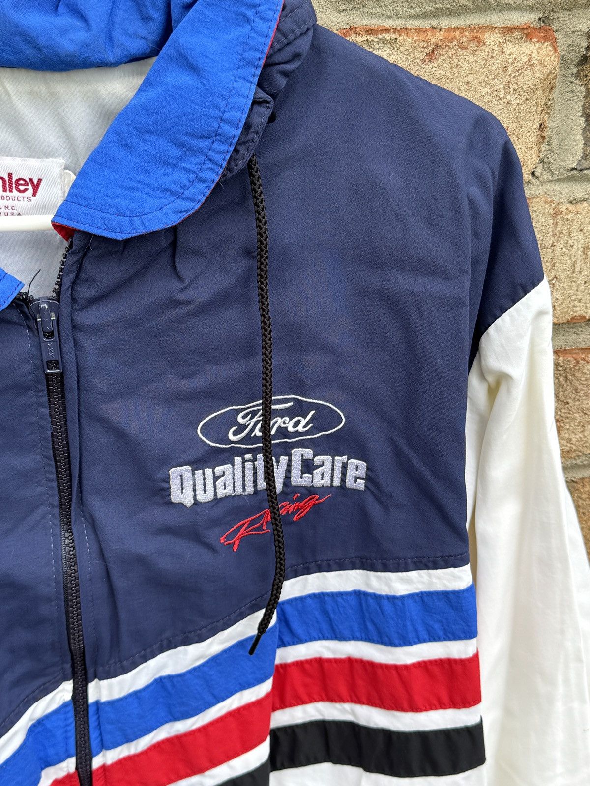 NASCAR Vintage 90s Ford Racing Quality Care NASCAR zip up jacket Size US M / EU 48-50 / 2 - 3 Thumbnail