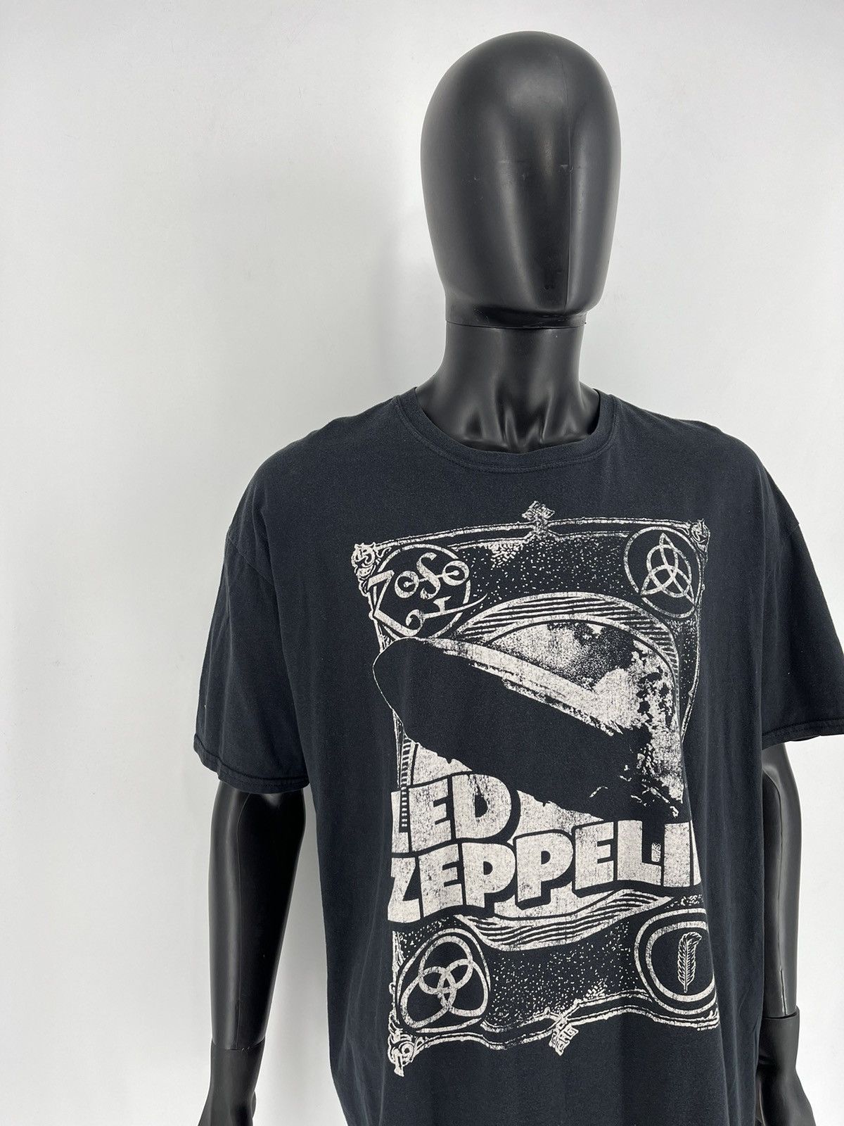 Band Tees × Vintage Vintage Y2K 00s Led Zeppelin ‘ZoSo’ Band T-Shirt Size 3XL Size US XXL / EU 58 / 5 - 3 Thumbnail