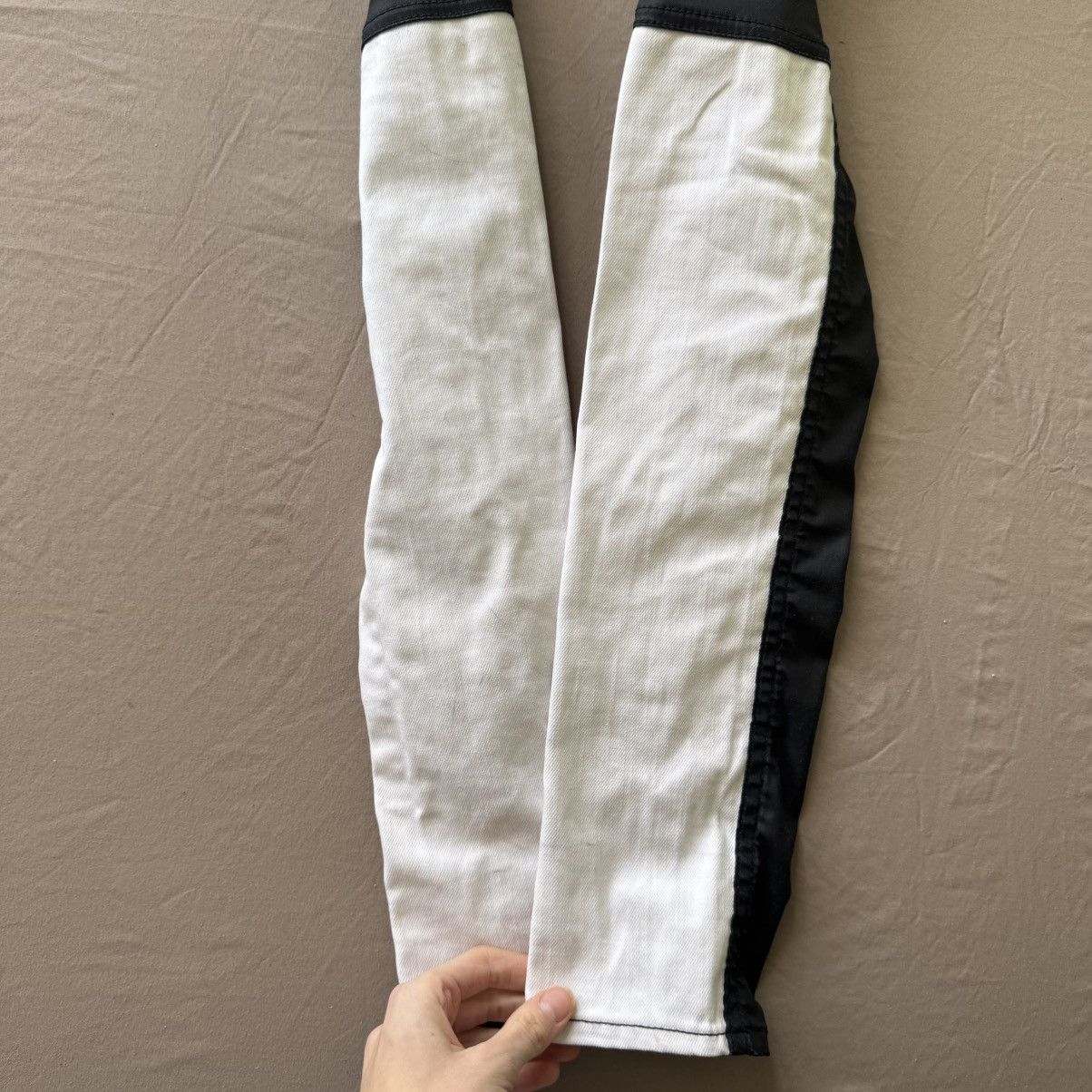 Blk Dnm BLK DNM Skinny Faux Leather Colorblock Pants Size 26" / US 2 / IT 38 - 3 Thumbnail