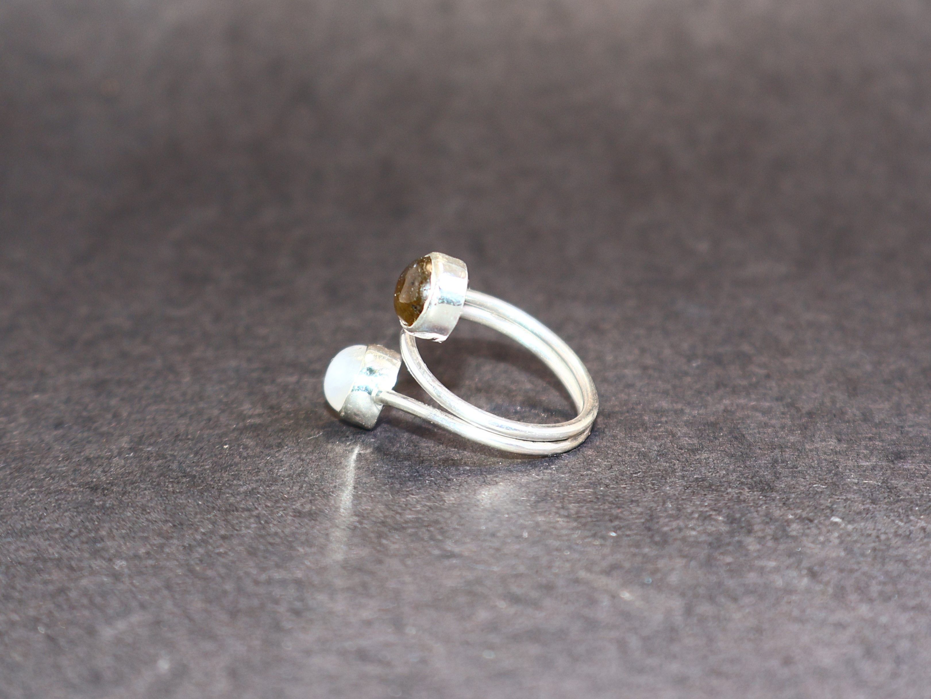 Handmade Moonstone Ring, Labradorite ring, 925 Handmade Silver Ring, Size ONE SIZE - 3 Thumbnail