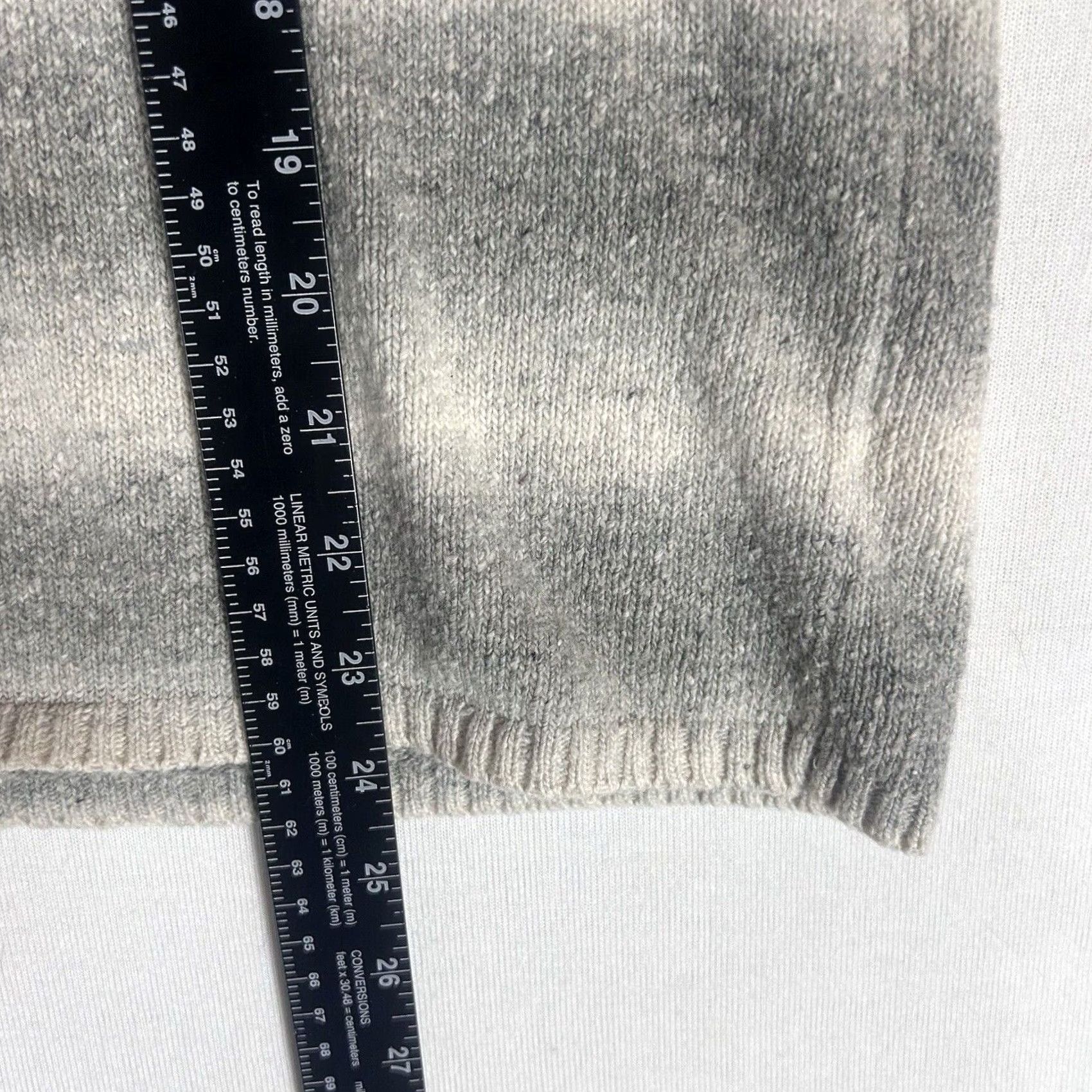 Vintage Columbia Womens Large V-Neck Sweater Gray Striped Long Sleeve Cotton Knit Pullover Casual All Seasons Fashion 90s Y2k Mens Womens Girls Size L / US 10 / IT 46 - 7 Thumbnail