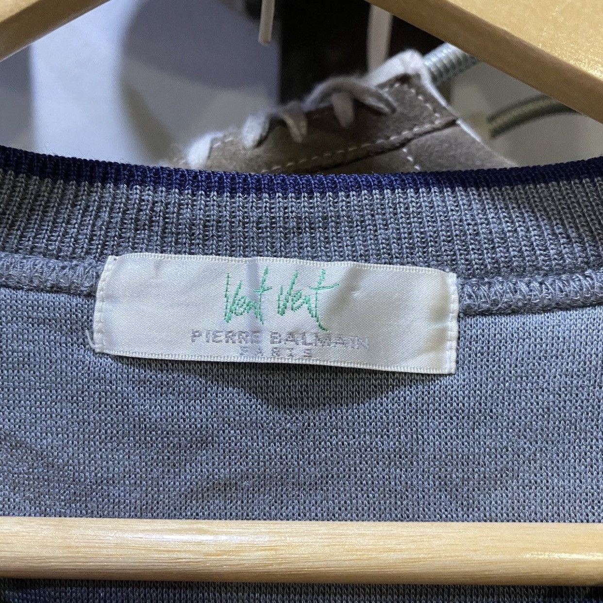 Pierre Balmain × Vintage Vintage Pierre Balmain Vent Vert Embroidery Sweatshirt Size US XL / EU 56 / 4 - 4 Thumbnail