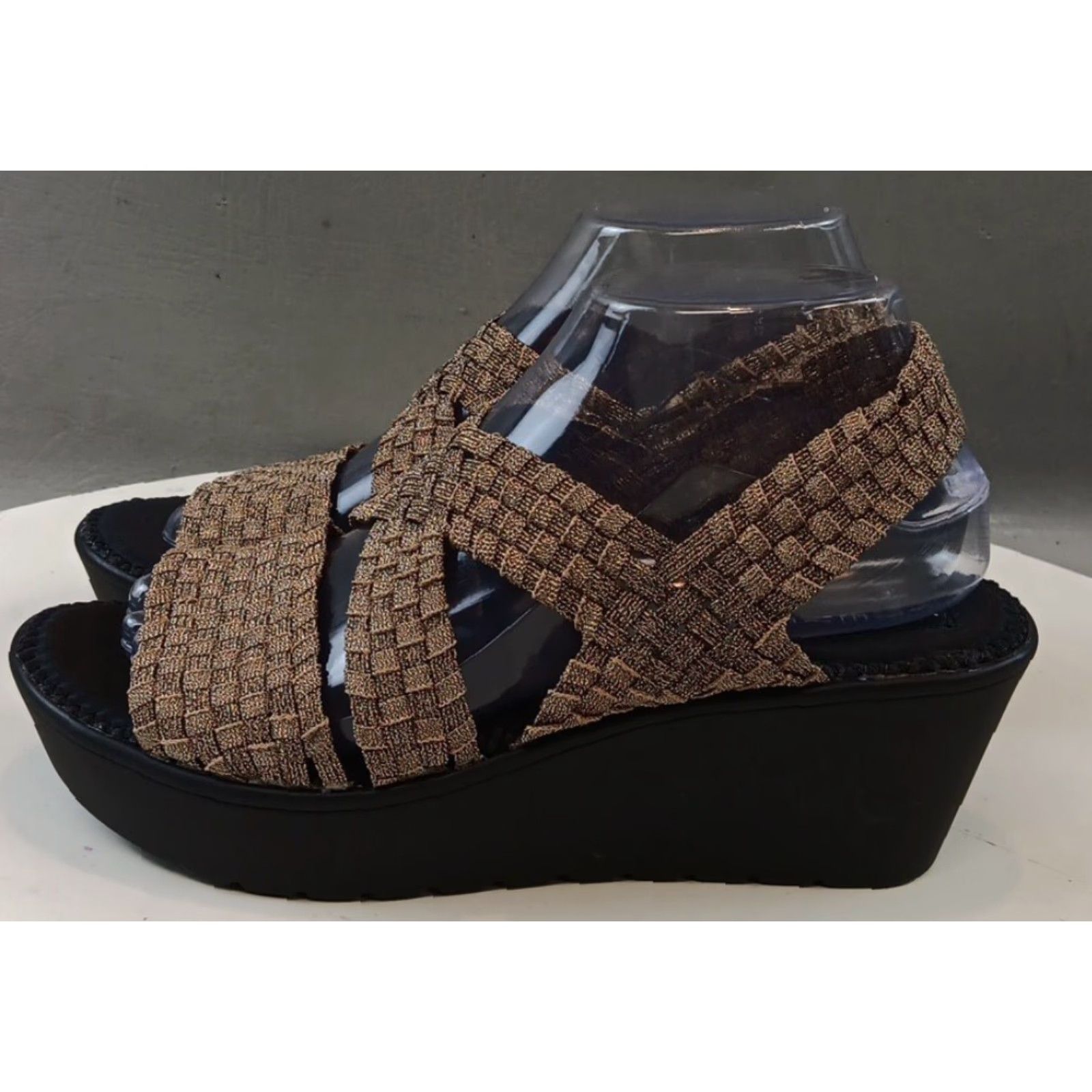 Steve Madden VINTAGE Steven by Steve Madden Wedge Sandals Women's 8.5 Gold Stretch New Size US 9 / IT 39 - 6 Thumbnail