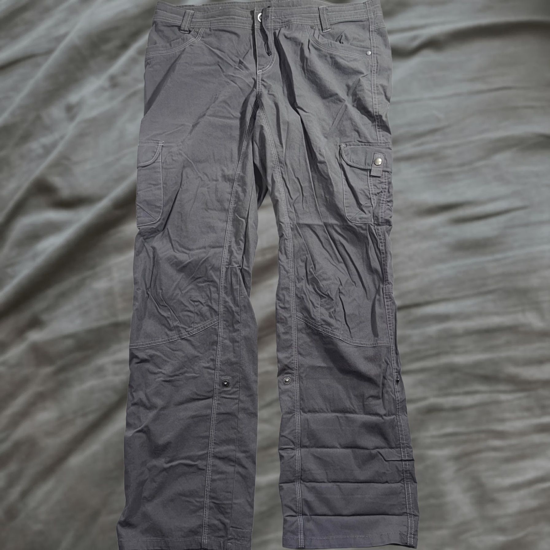 Vintage KÜHL Legendary Pants Womens 14 Gray Cargo Twill Straight Pockets Zip Back Logo casual outdoor hiking Size 36" / US 14 / IT 50 - 1 Thumbnail