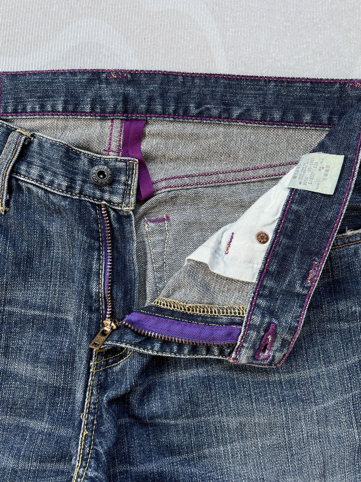 Le Grande Bleu (L.G.B.) Levis 507 Jeans (LG139) Size US 32 / EU 48 - 6 Thumbnail
