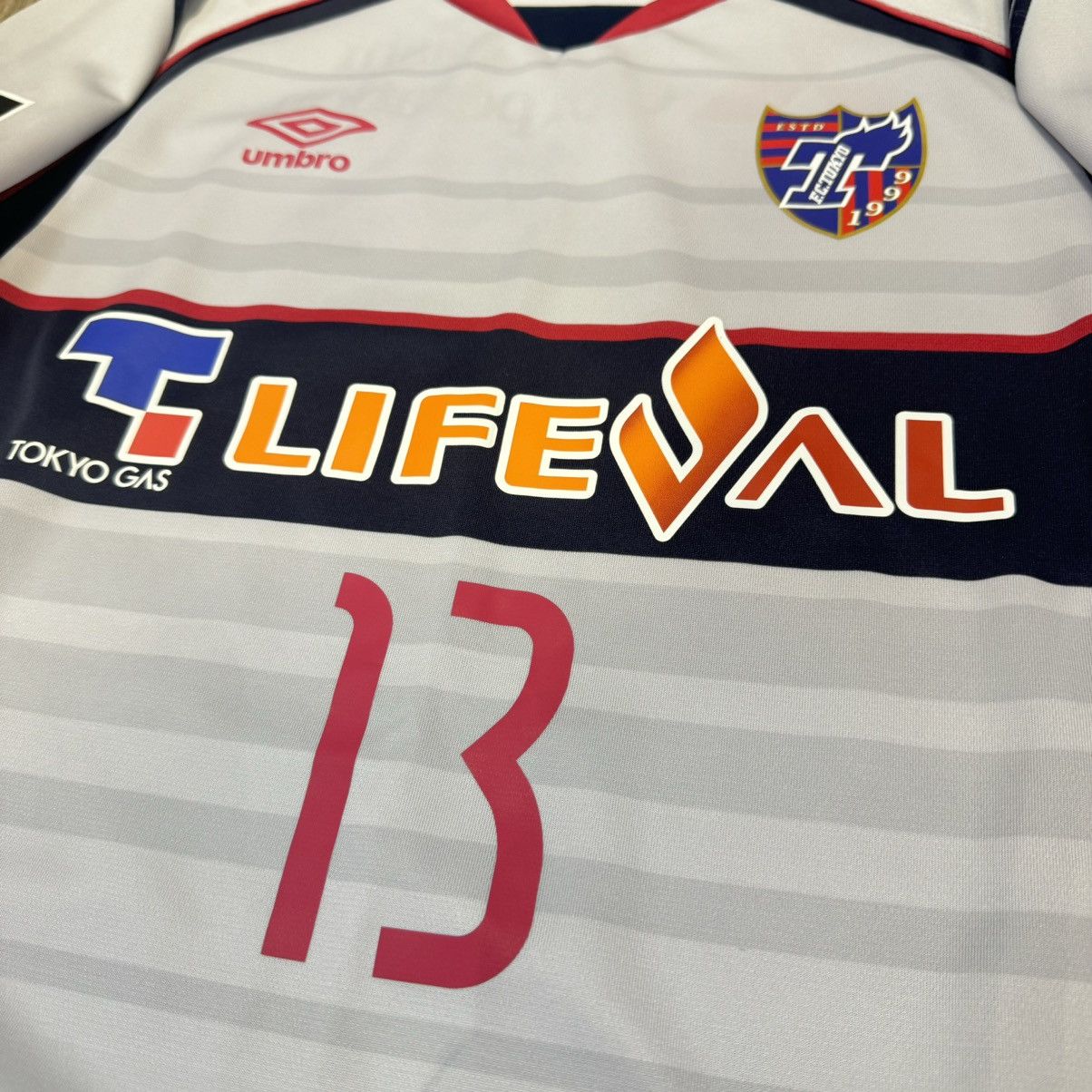 Umbro FC tokyo 2017 away shirt #13 Yoshito Size US S / EU 44-46 / 1 - 4 Thumbnail
