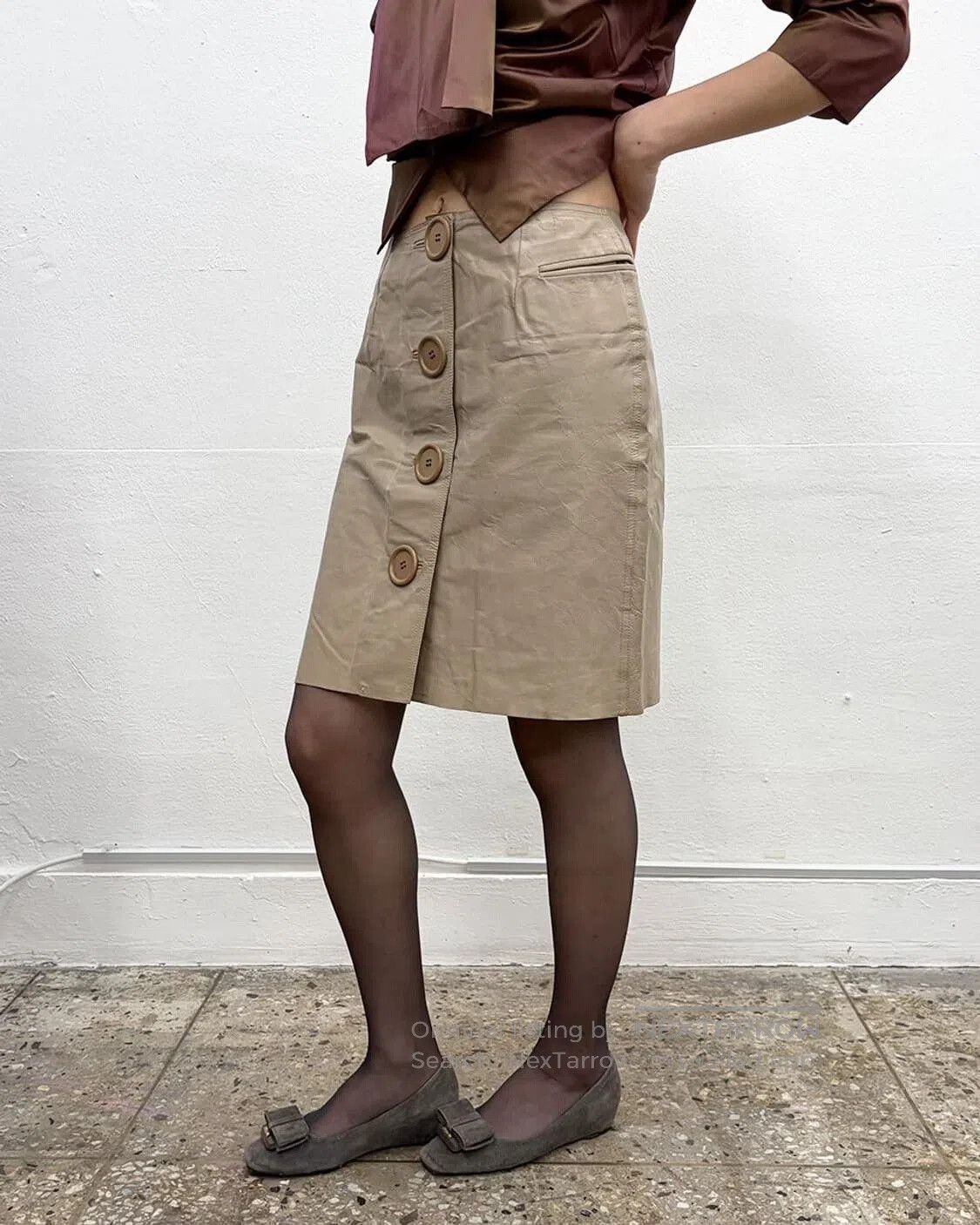 Vintage Vintage Leather Skirt. Size 33" - 3 Thumbnail
