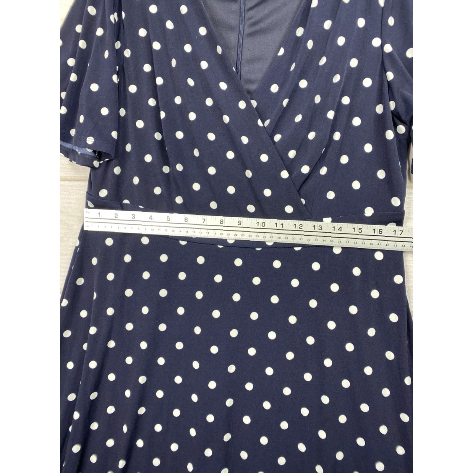 Vintage VINTAGE Jessica Howard Dress Sz 16 Blue Polka Dot Stretch Short Sleeve V Neck Midi Zip Dress Women Regular 16 Blue Polka Dot Classic A-Line Hair? Size 38" / US 16 / IT 52 - 5 Thumbnail