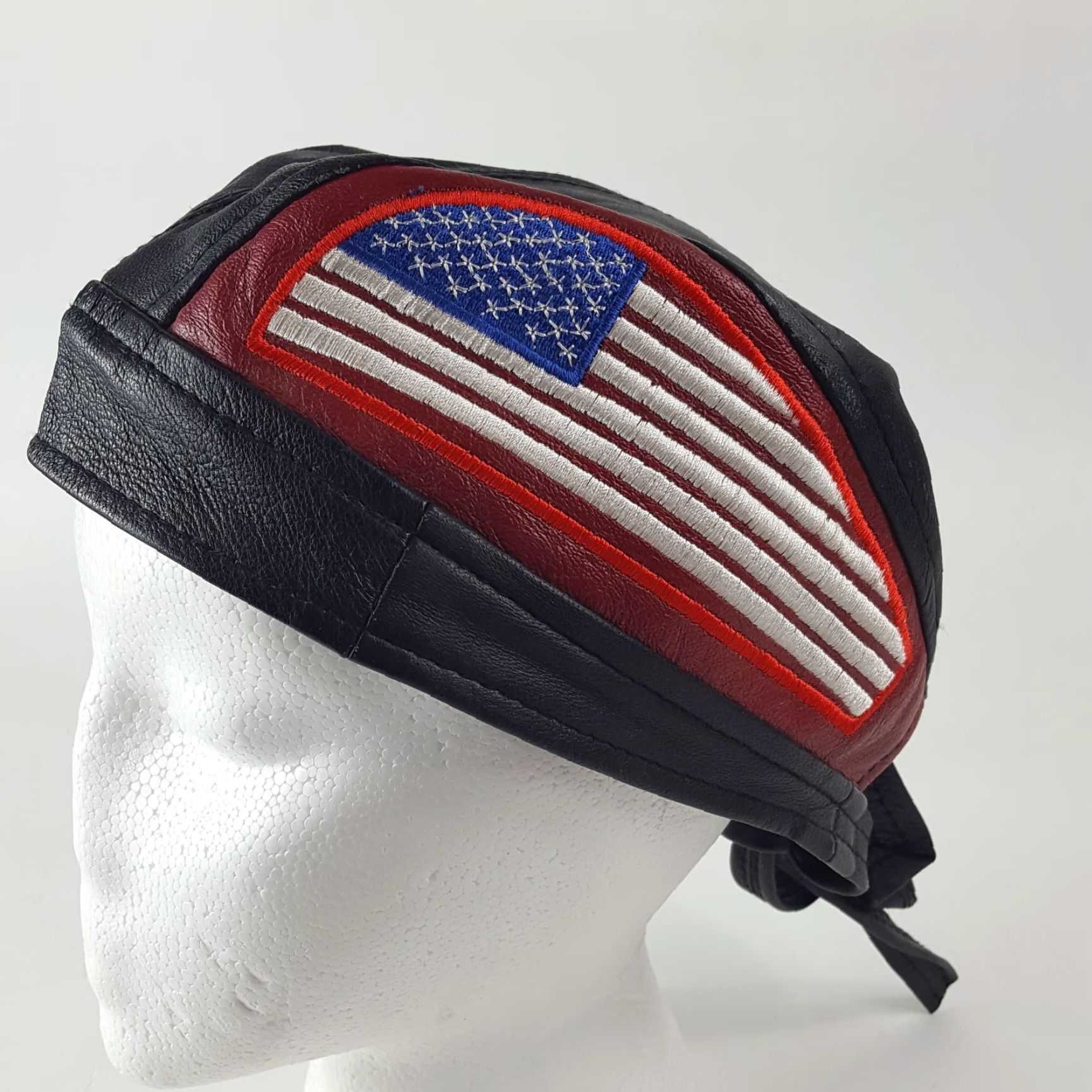 Vintage VINTAGE Sheep Leather USA Flag Motorcycle Skull Cap Headwrap Men One Size Black 90s Biker Skull 80s Y2K Athletic Outdoor Size ONE SIZE - 2 Thumbnail