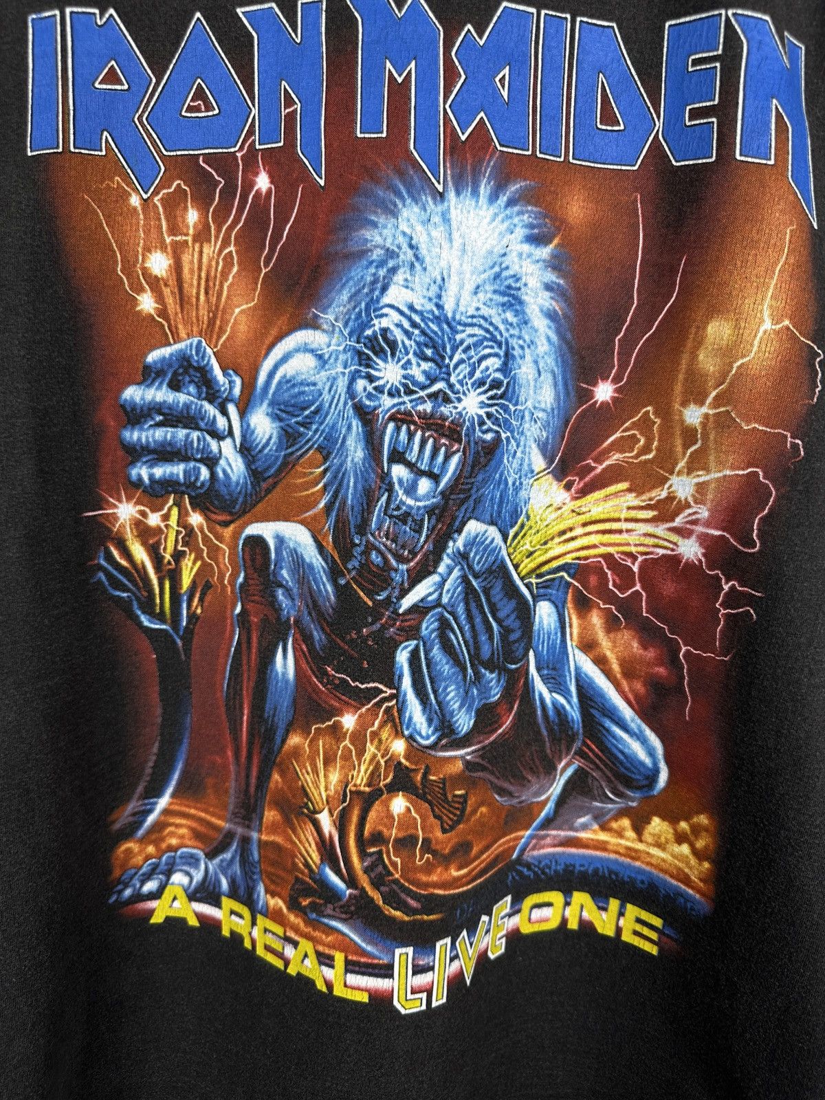 Band Tees Vintage Iron Maiden A Real Live One Graphic T Shirt Tee Rock Size US L / EU 52-54 / 3 - 5 Thumbnail