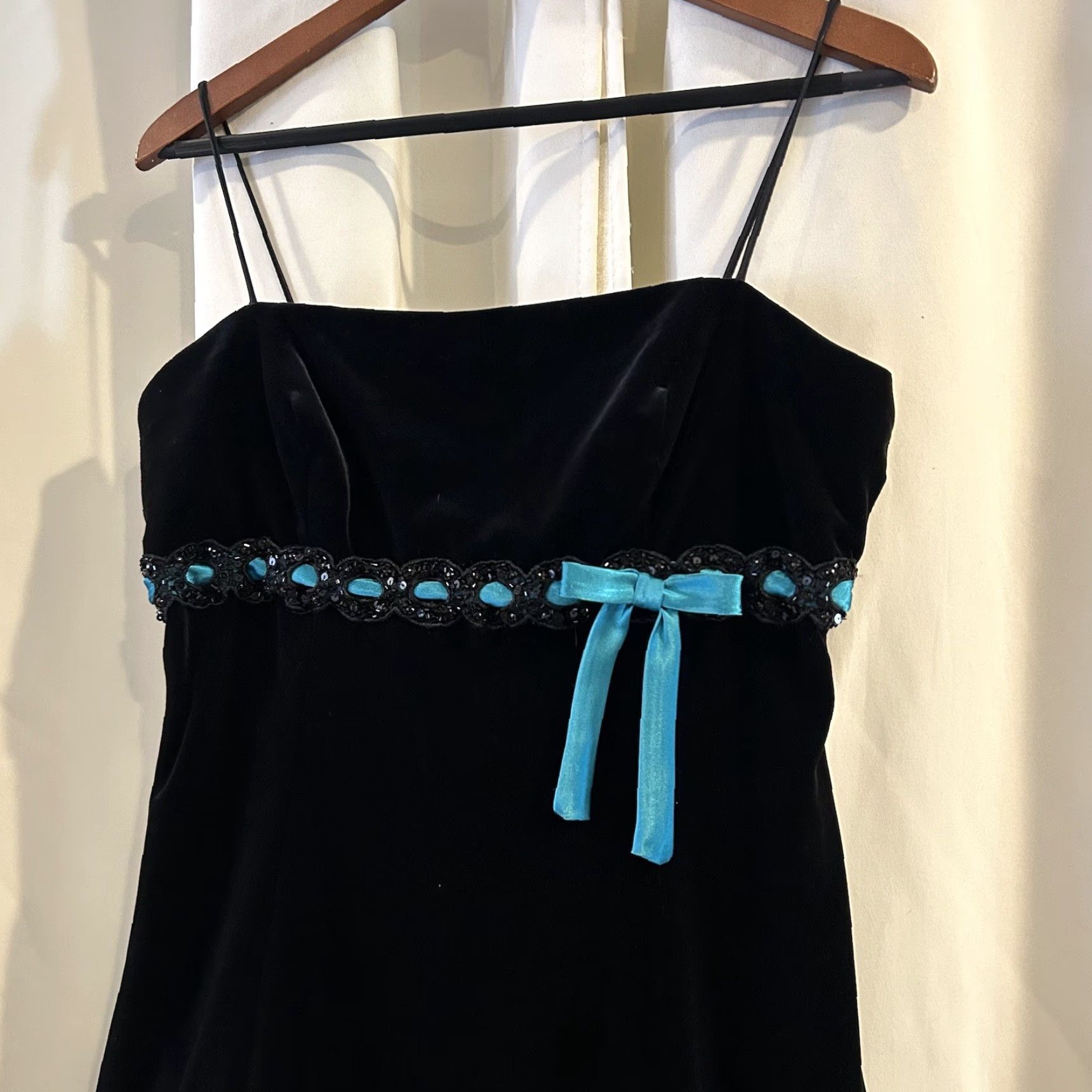 Vintage VINTAGE Betsy & Adam Black Velvet Midi Dress Size 14 Women Sleeveless Beads Sequins Party Cocktail Y2K Size XL / US 12-14 / IT 48-50 - 2 Thumbnail