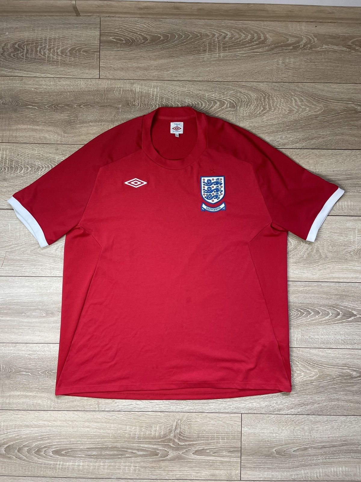 Umbro England 2010/2011 Away Football Shirt Soccer Jersey Size US XXL / EU 58 / 5 - 1 Thumbnail