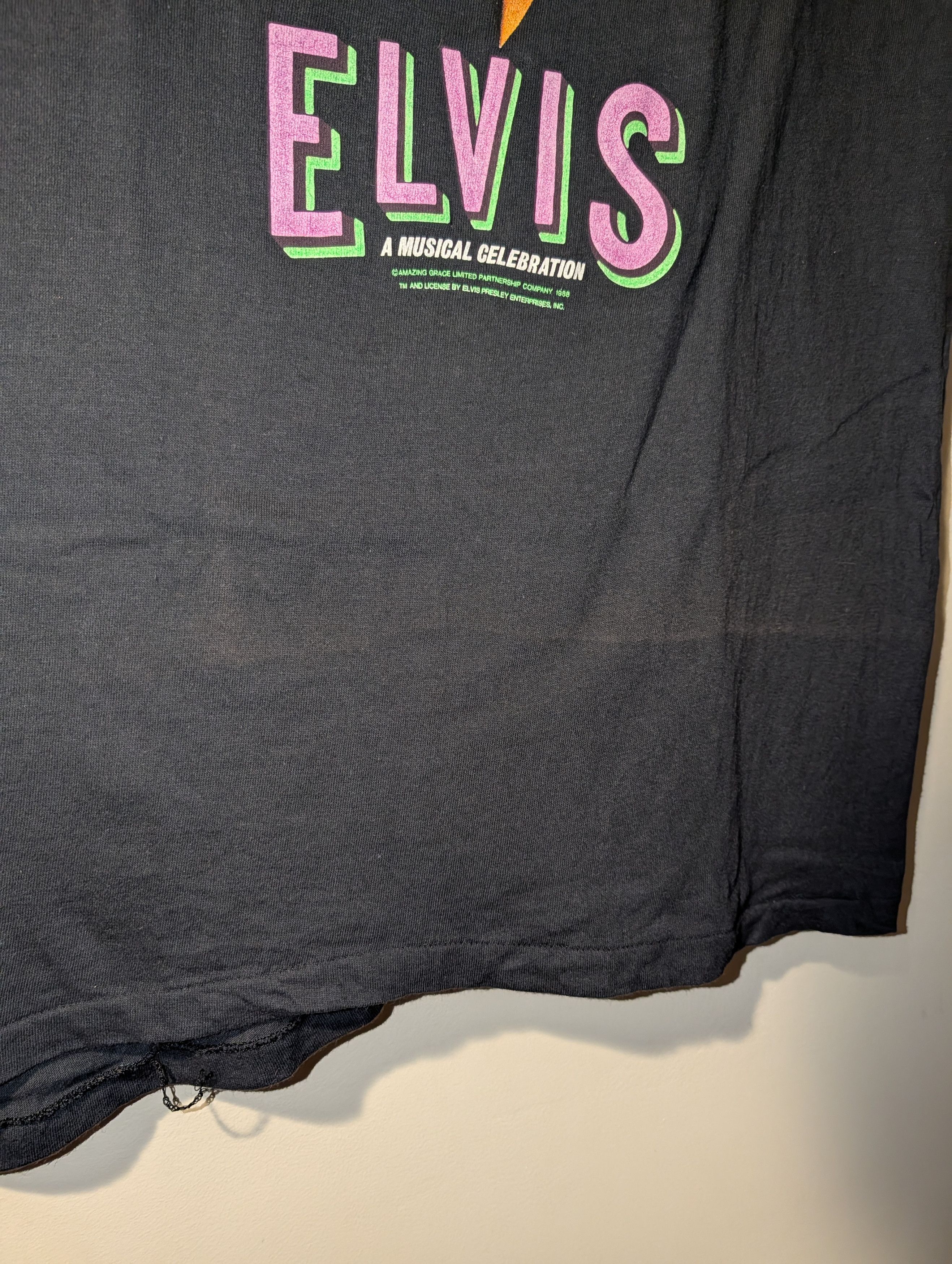 Band Tees Vintage 1988 Elvis A Musical Celebration Hanes T-Shirt Size US XL / EU 56 / 4 - 5 Thumbnail