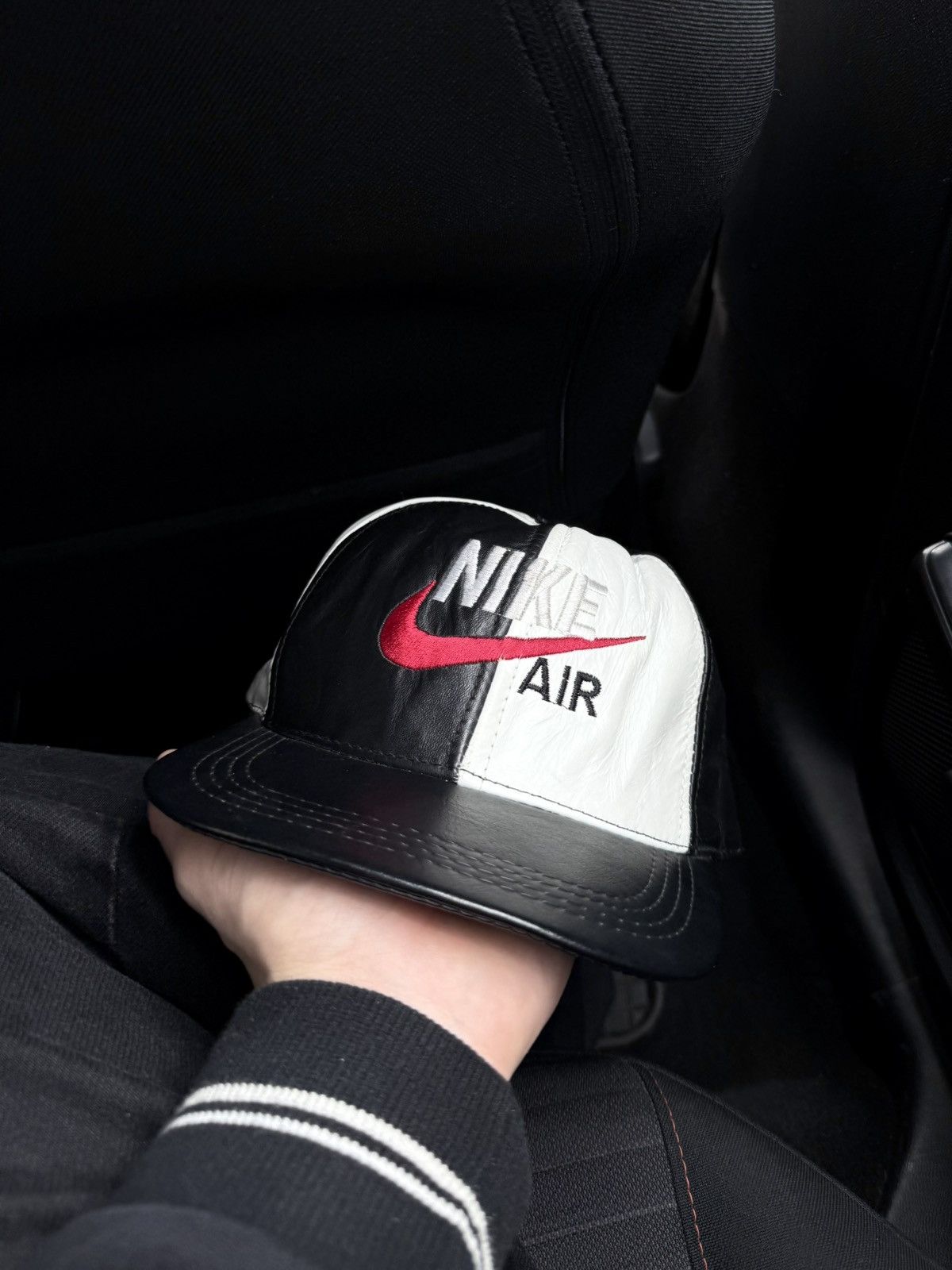 Nike 90s Nike Leather Cap Rare Vintage Big Logo Swoosh Streetwear Size ONE SIZE - 1 Thumbnail