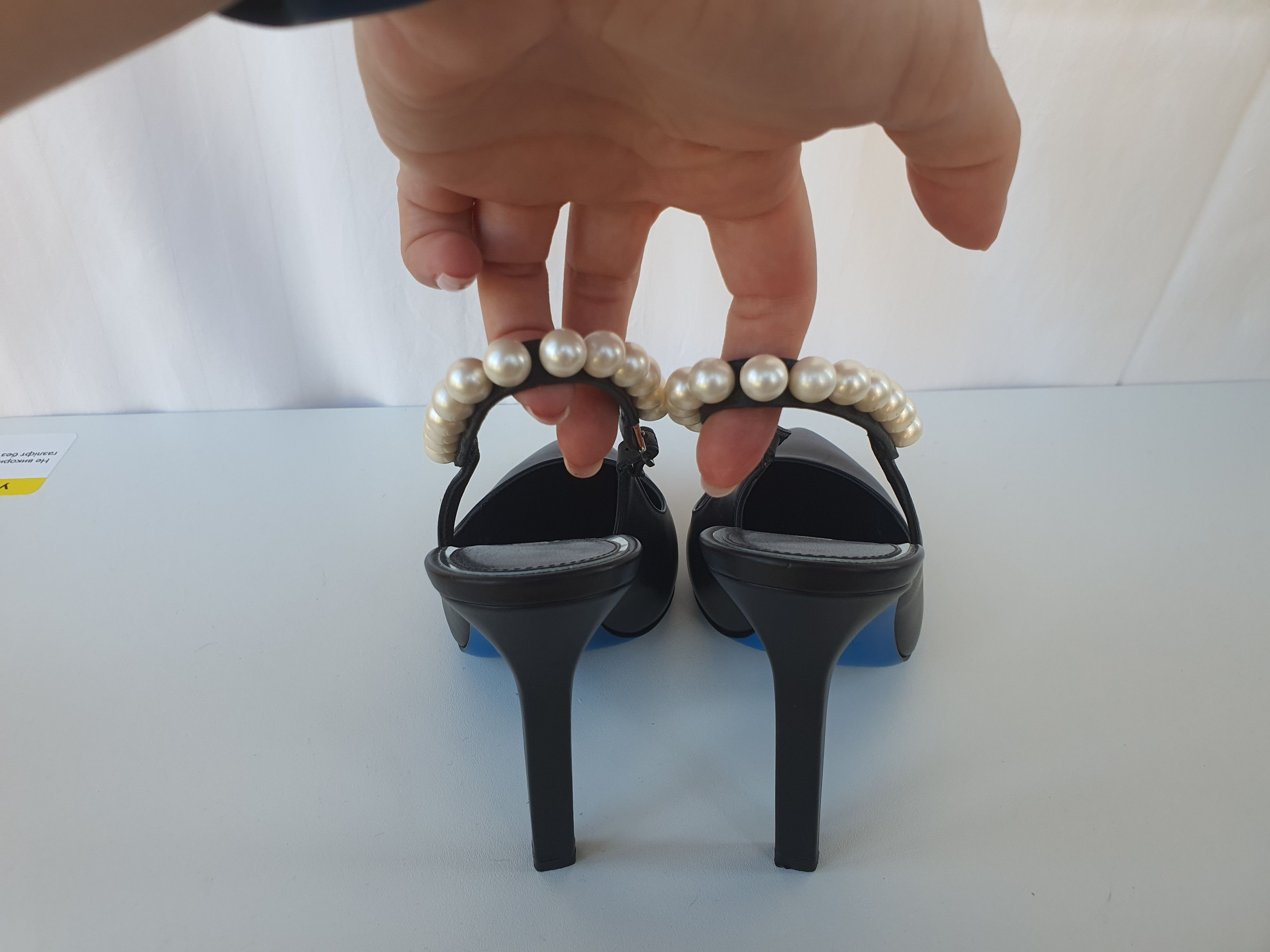 Other Elegant black Loriblu heels with pearls Size US 9 / IT 39 - 3 Thumbnail